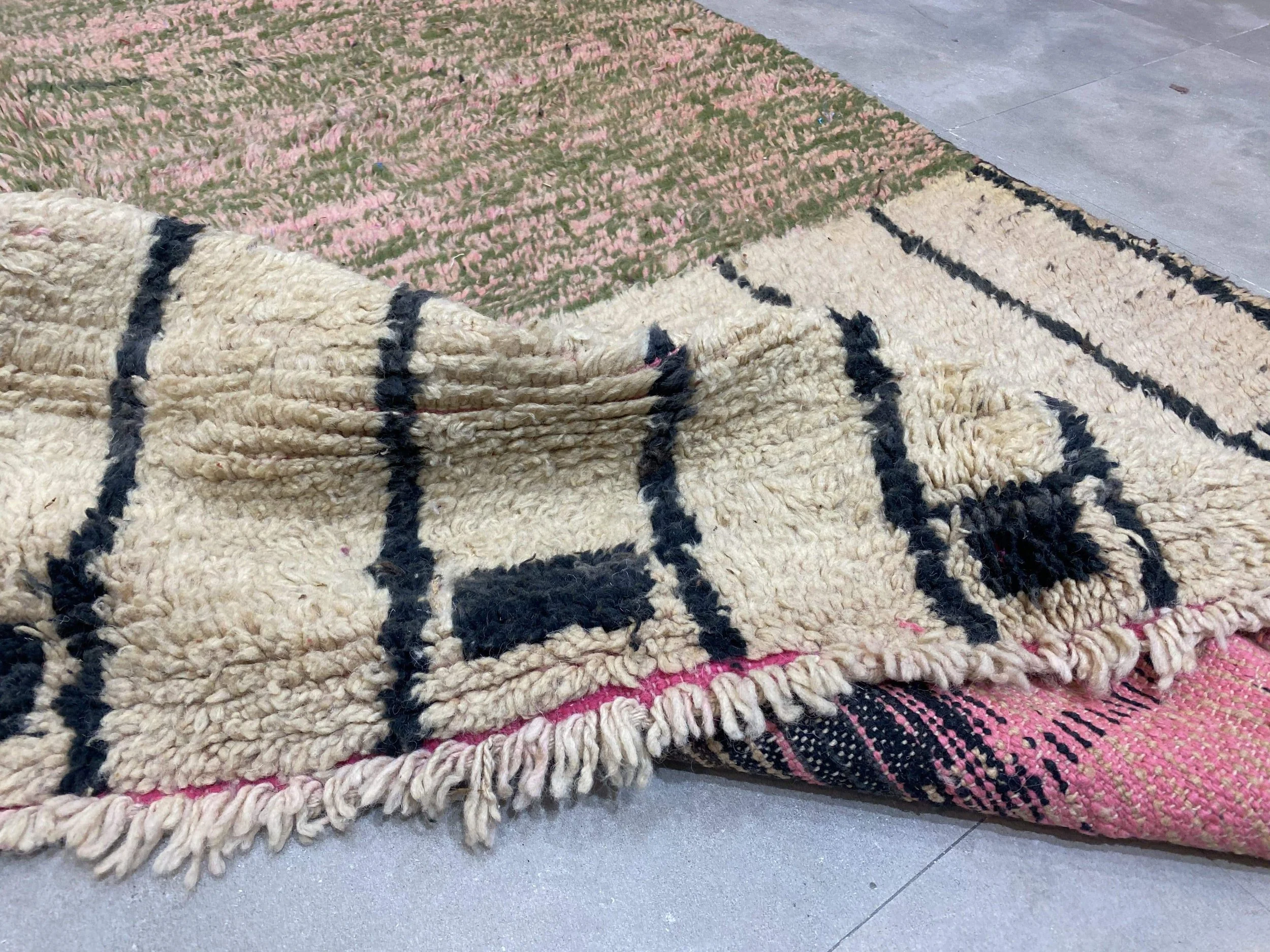 moroccan-berber-rug-boujaad-5-28044511936614.jpg