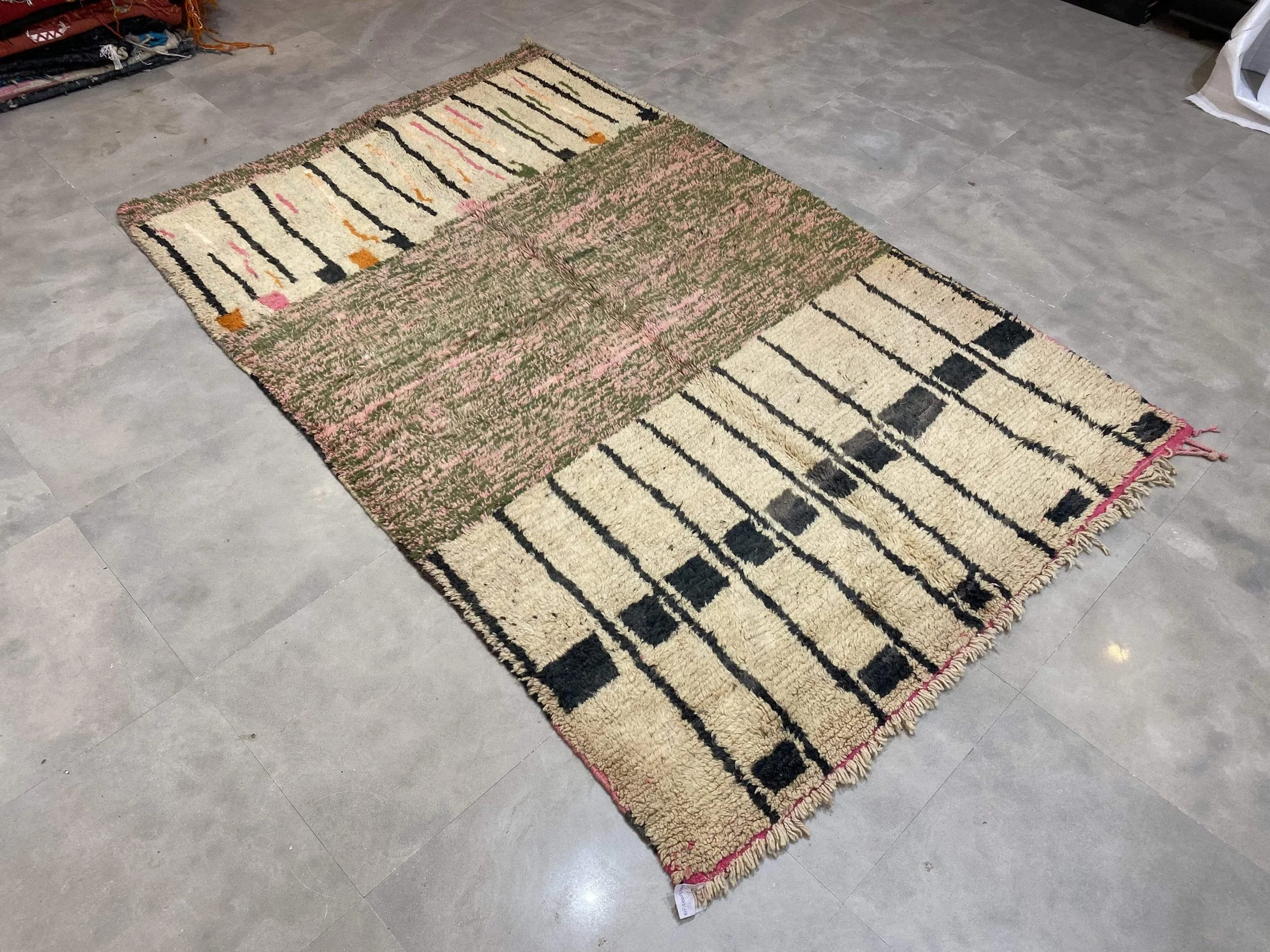moroccan-berber-rug-boujaad-5-28044511772774.jpg
