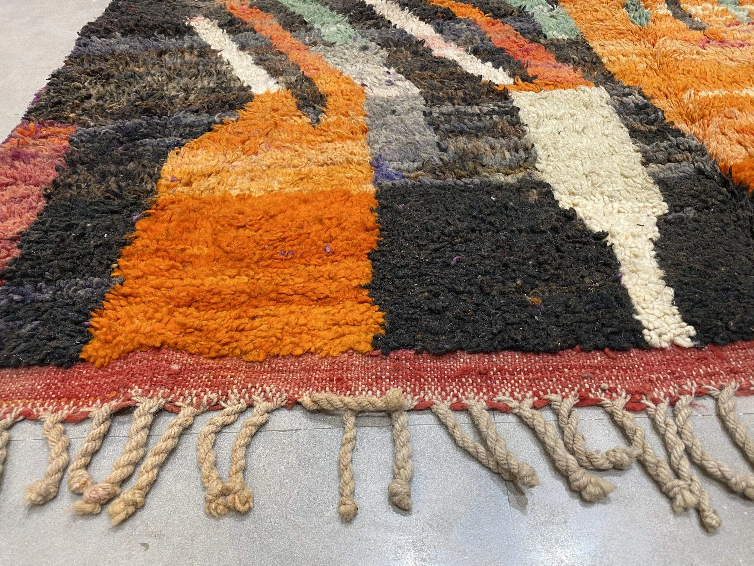 moroccan-berber-rug-boujaad-6-28044512788582.jpg