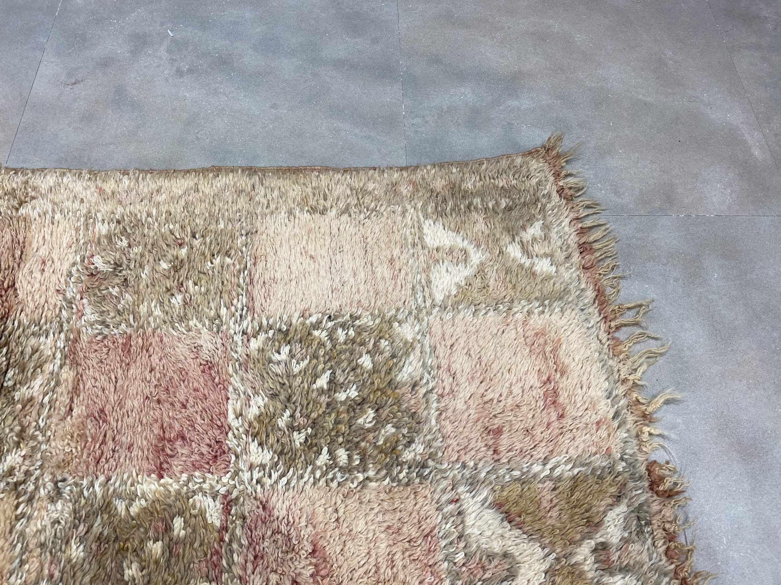 moroccan-berber-rug-vintage-rug-4-28044530253926.jpg