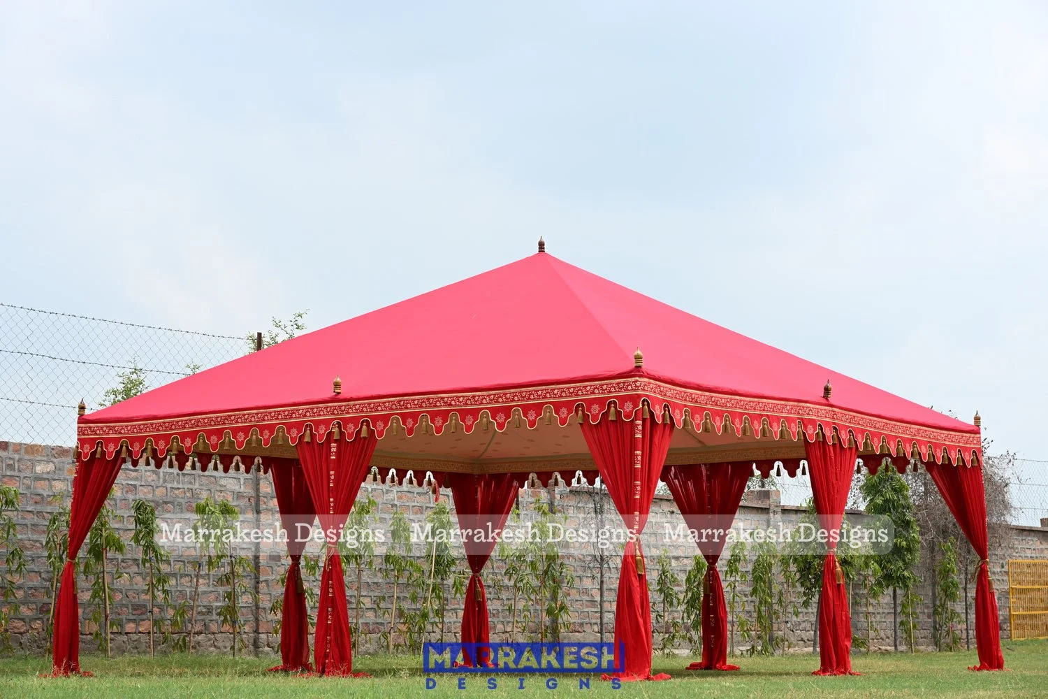 Moroccan_Red_Tent_Rental_20x20_65a40736-8526-4c7c-9576-b8a4a051ce75.jpg