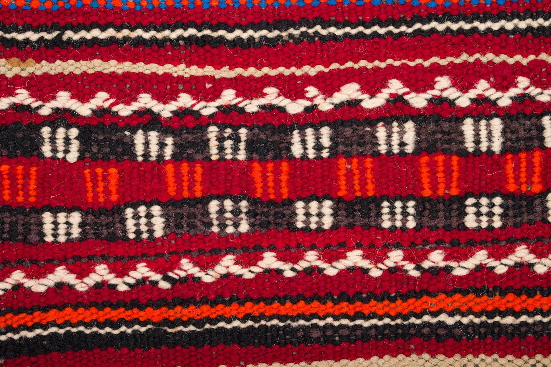 rent-moroccan-kilim-rug-828-30103035510886.jpg