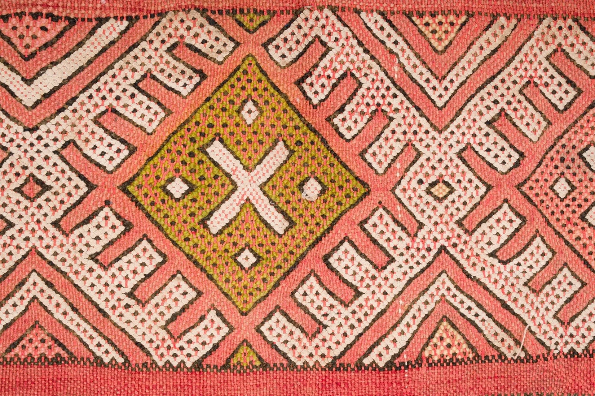 rent-moroccan-kilim-rug-838-30102659661926.jpg
