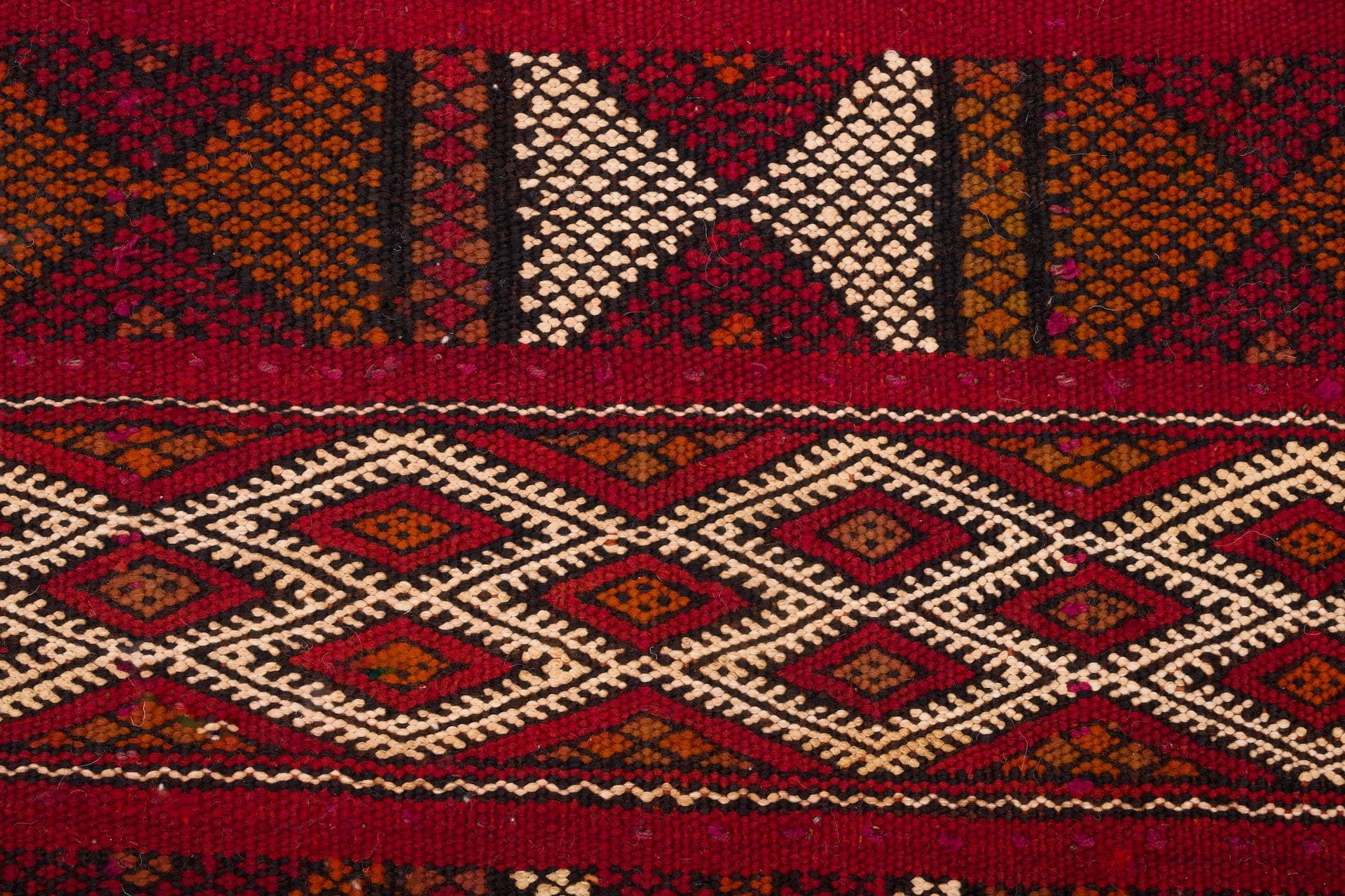 rent-moroccan-kilim-rug-854-30119301283942.jpg