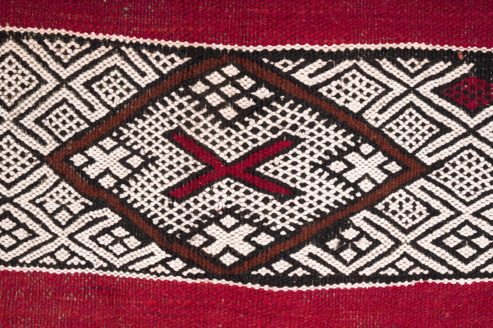 rent-moroccan-kilim-rug-876-30123306745958.jpg
