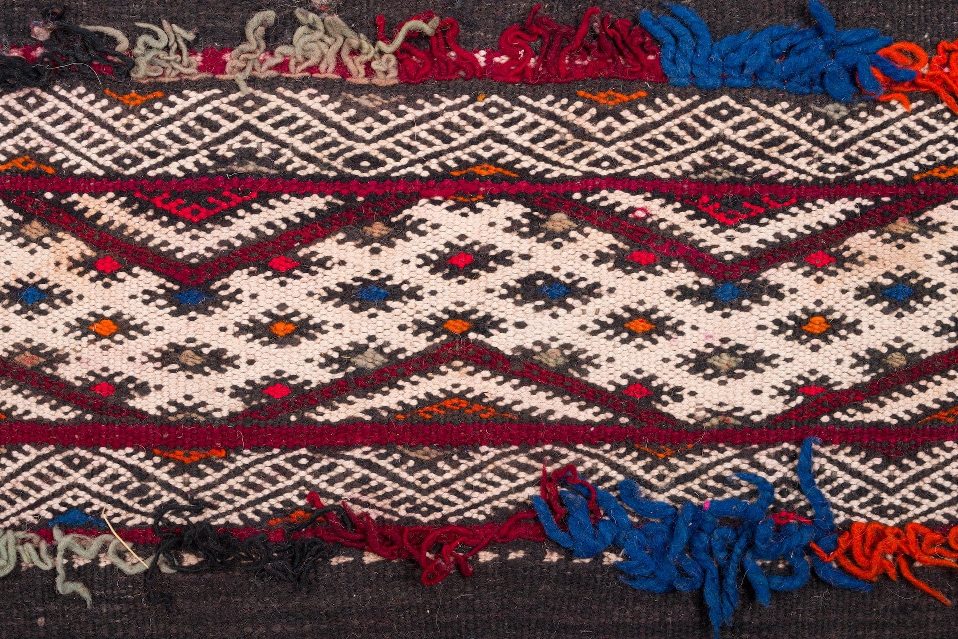 rent-moroccan-kilim-rug-881-30123614371942.jpg
