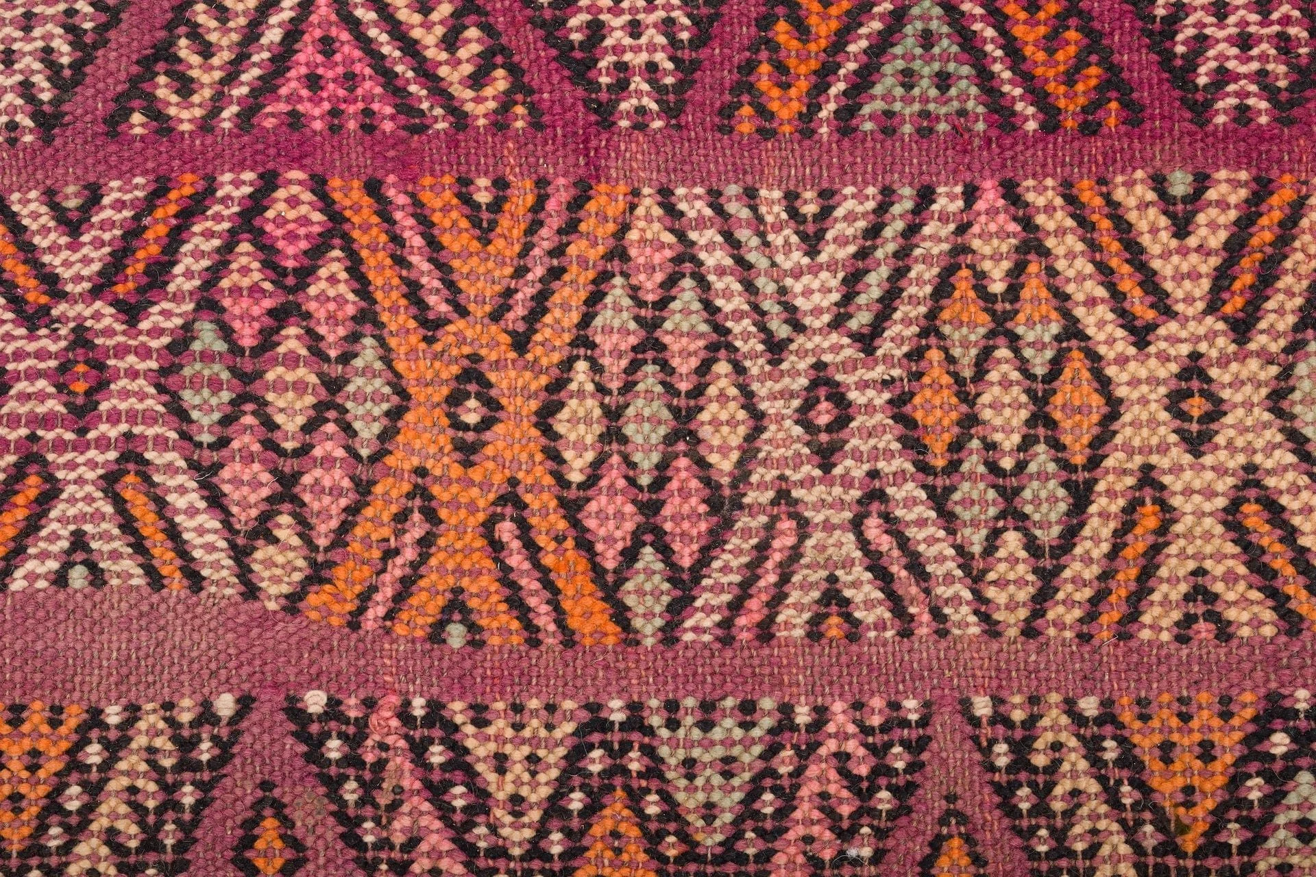 rent-moroccan-kilim-rug-904-30142231085158.jpg