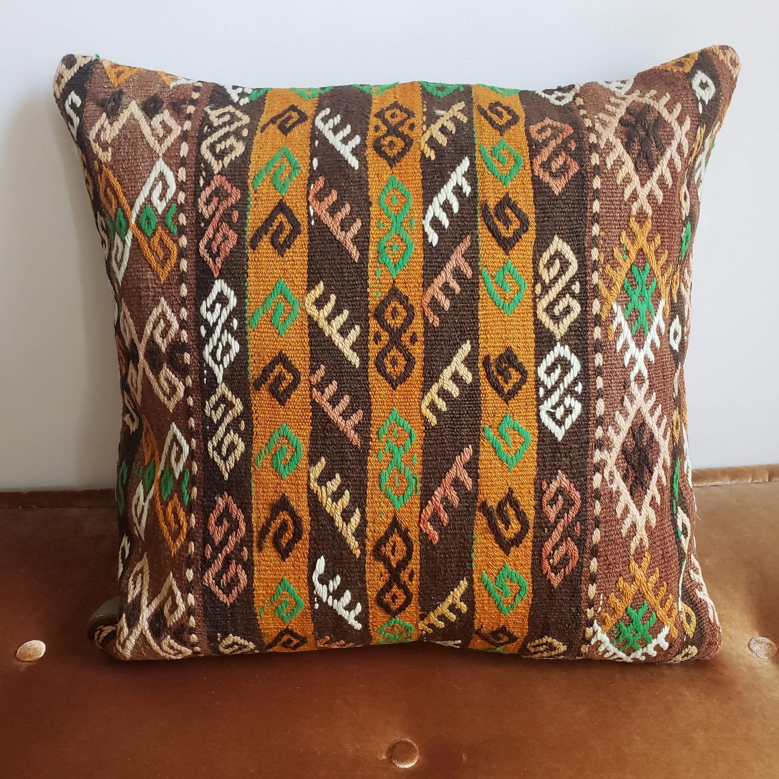 berber-wool-pillow-vintage-moroccan-floor-cushion-vkfp072-15204371660902.jpg