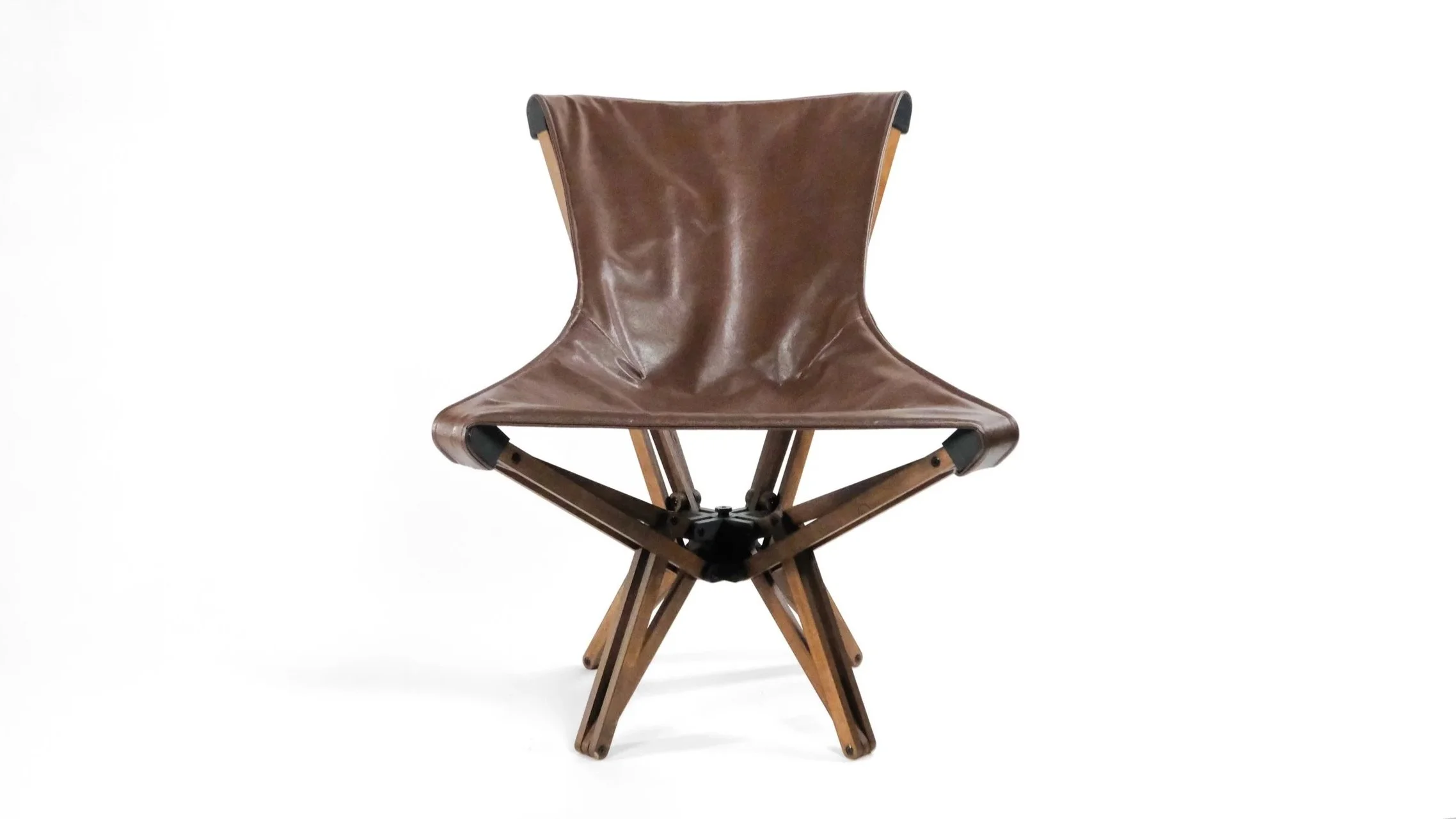 FinalFrontviewofchair_01.jpg