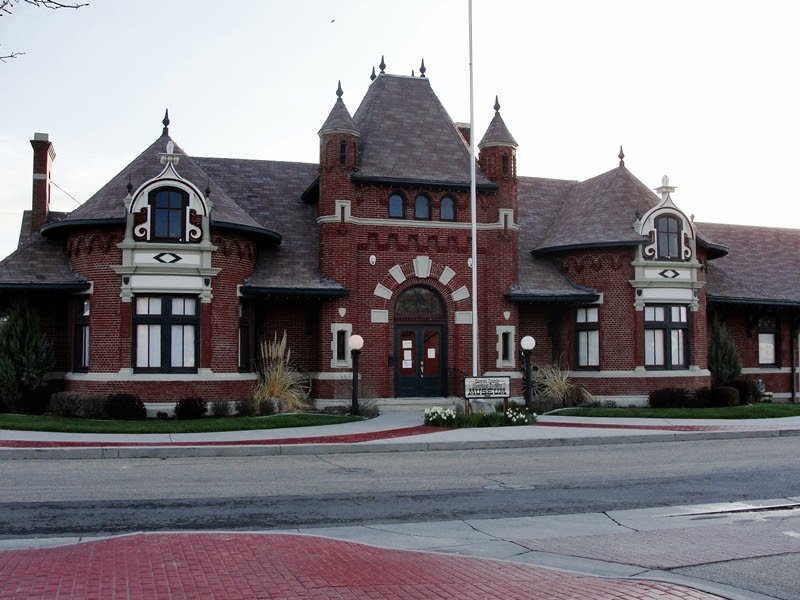 front_main_building.jpeg