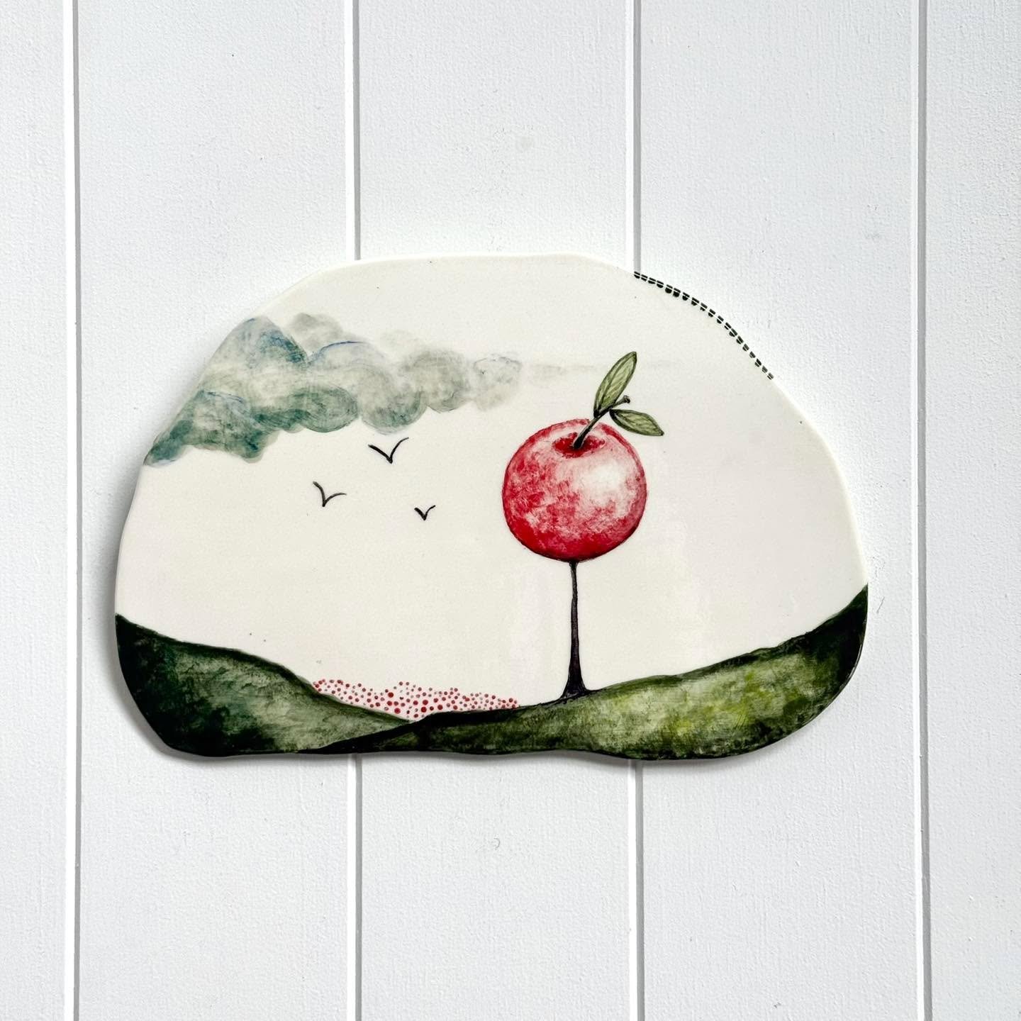 Hello from the studio 🙌🏼&hellip;. No:2 New hand painted porcelain hangings now completed, ready to hang. Approx 26 x 17cm. Organic in shape - Original as they come. Enquiries welcome 🤗 #handbuiltceramics #ceramicartist #modernceramics #porcelain #