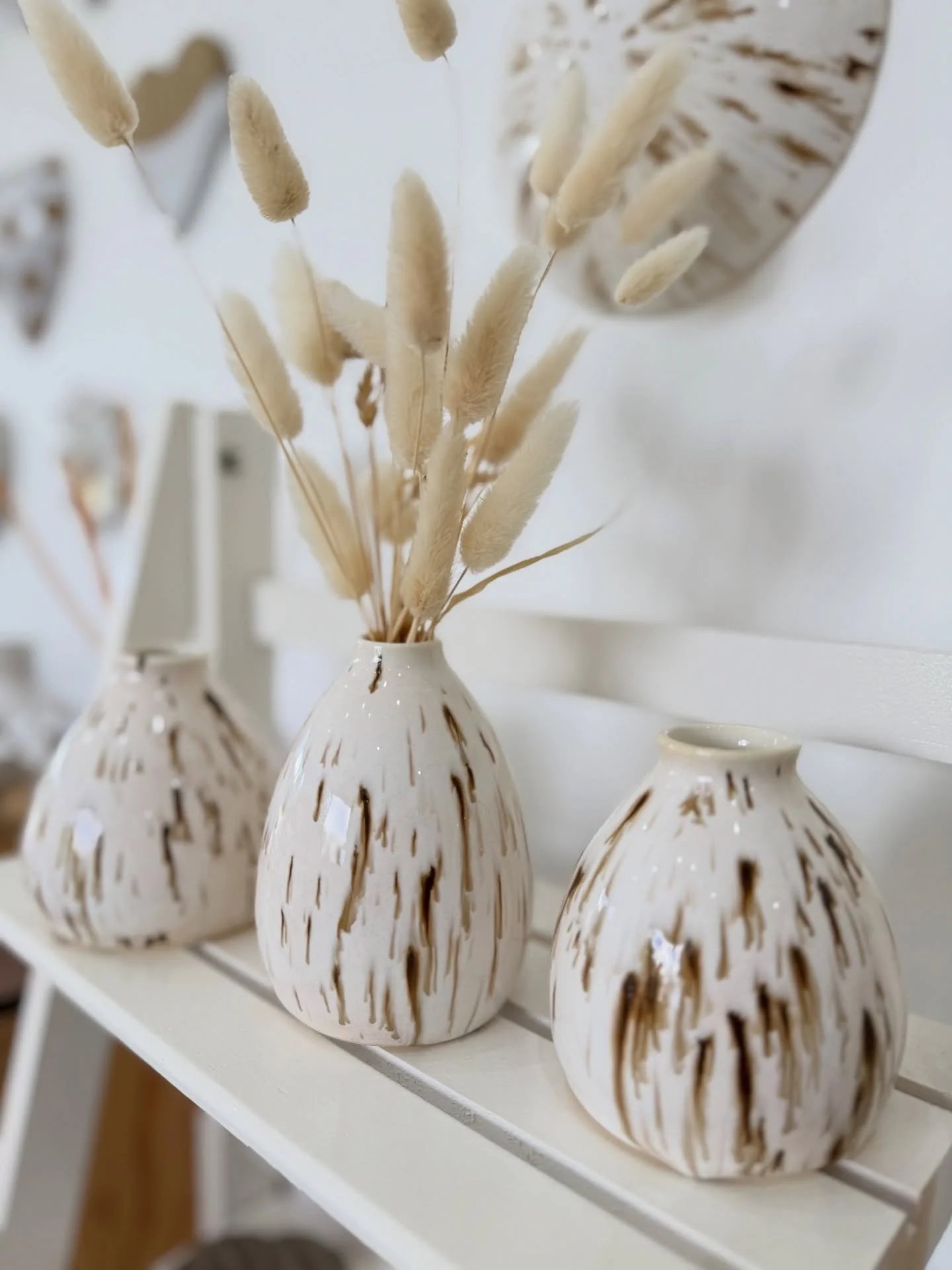 Stunning drippy glaze bud vases. Perfect gifts 💐