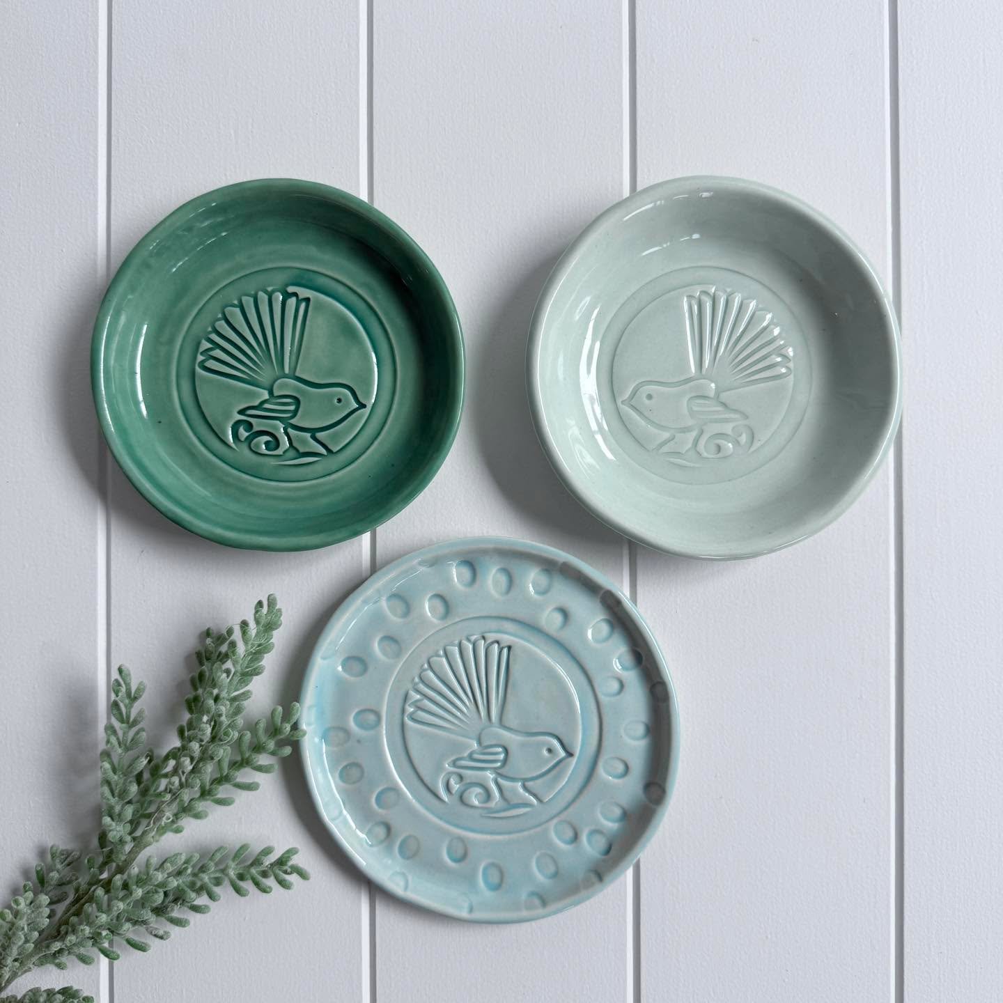 Fantail plates - 🤗