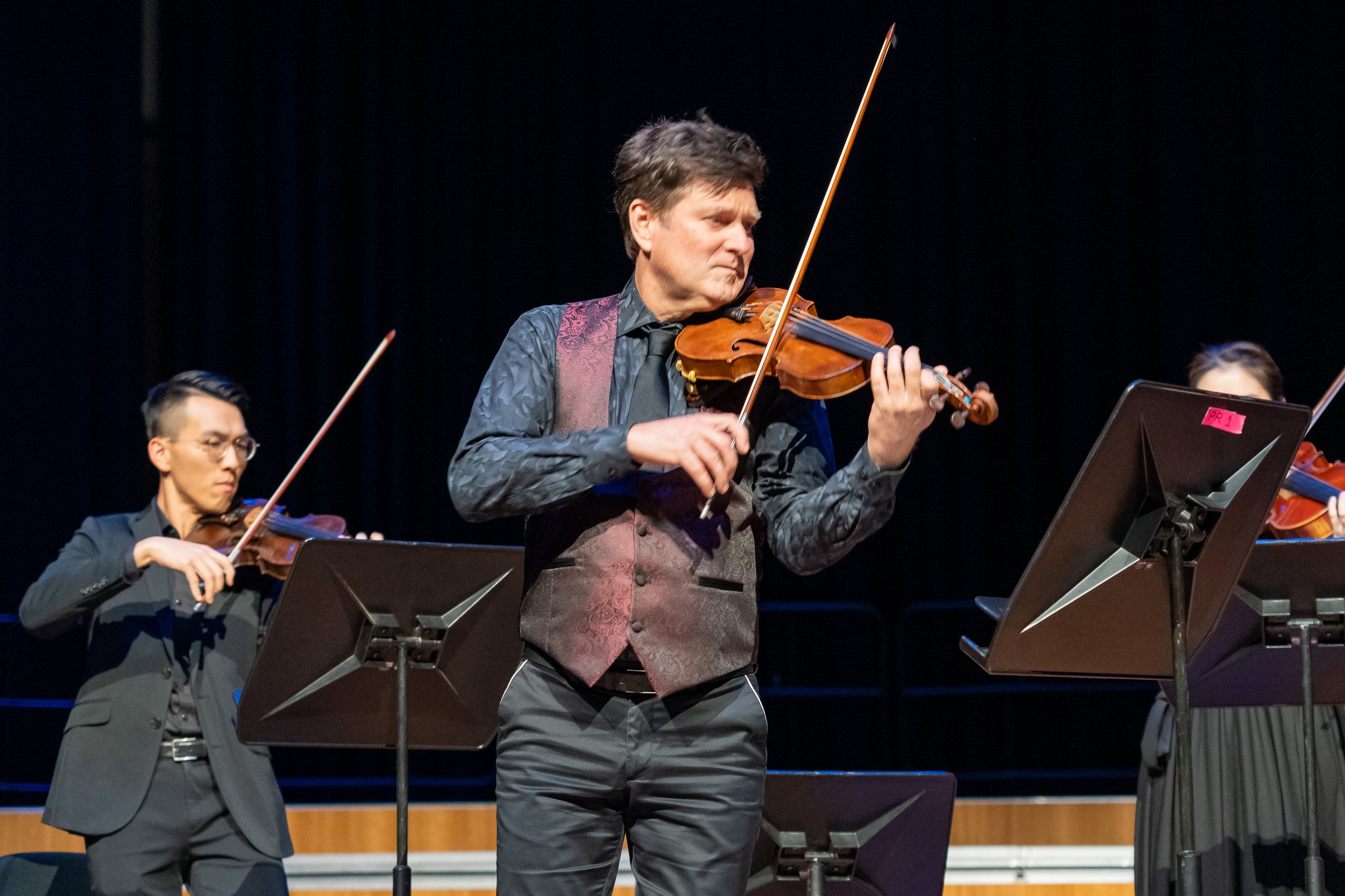 Chinese and Western Strings 15.8-339.JPG