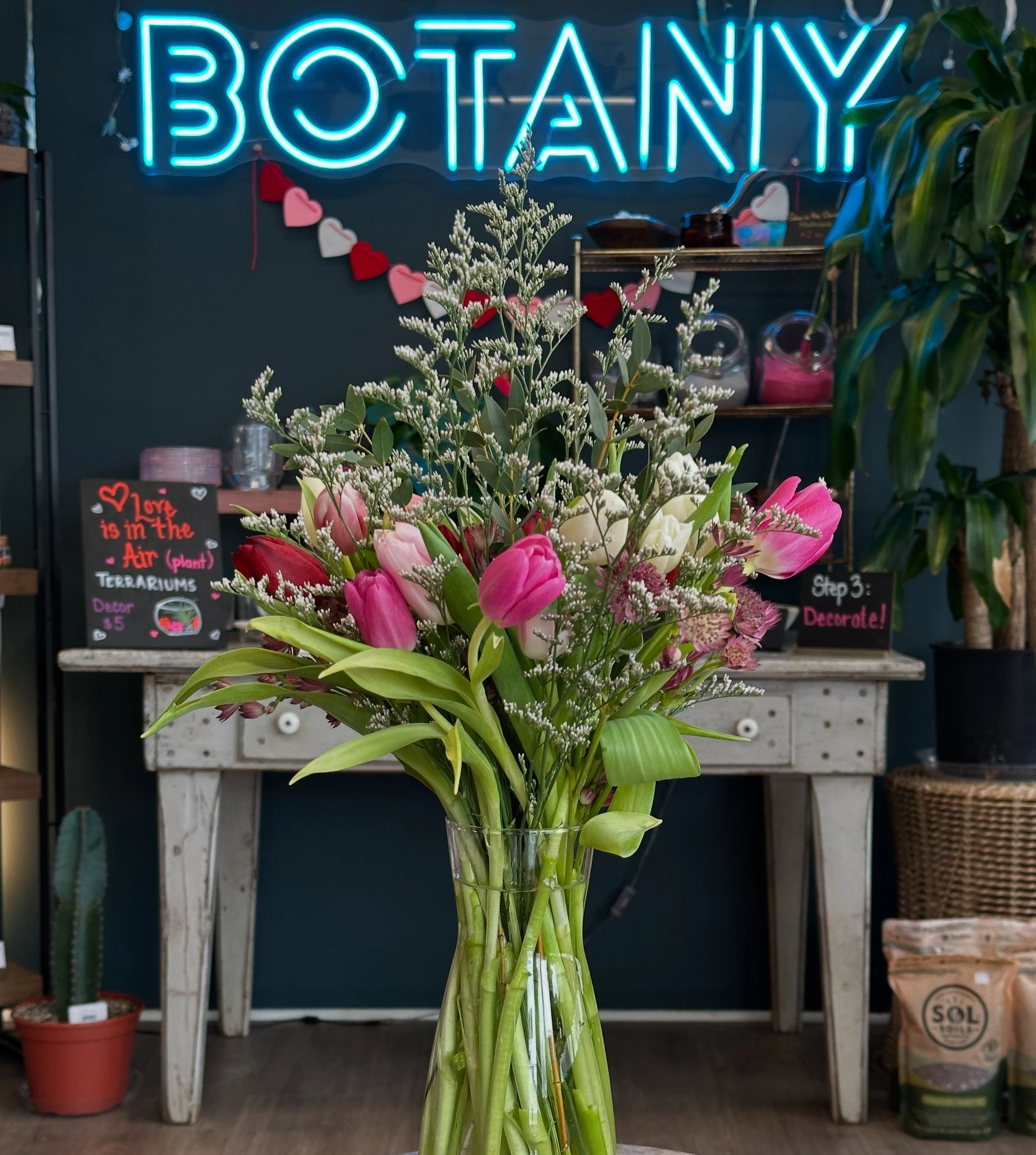 Valentine's Bouquet Preorder | Small