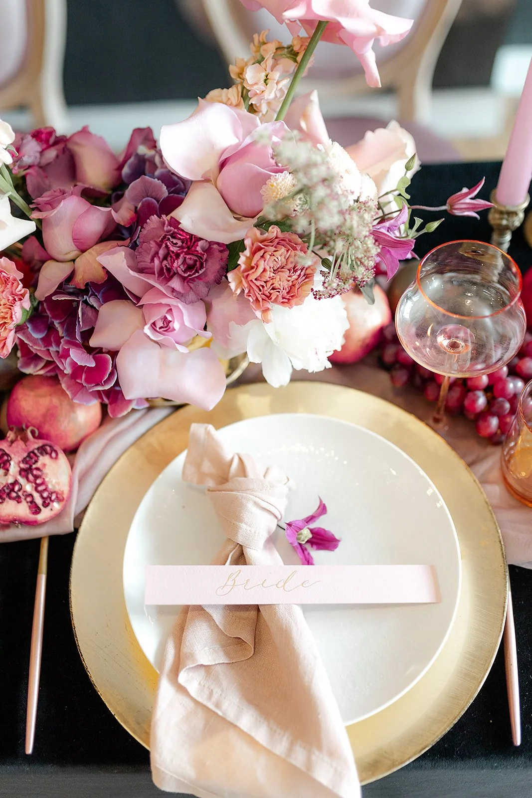 2023-Flower-School-BarockBurgundy-0015-Stefanie-Lange_websize.jpg