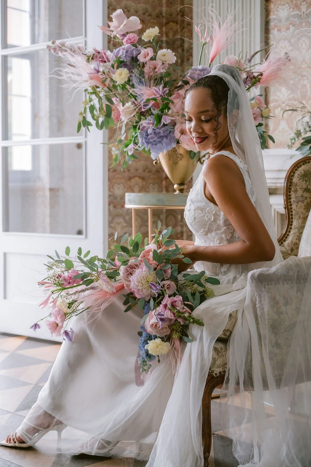 A Bridgerton-Inspired Wedding Editorial at Villa Aurea, Potsdam