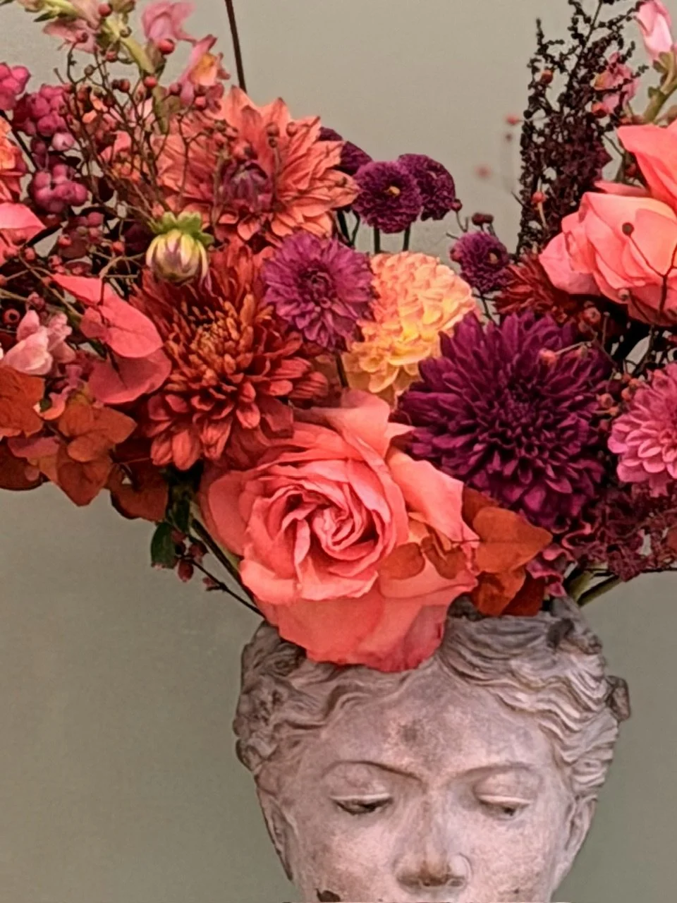 The Art of Seasonal Floristry: Designing with What the Season Gives Us
