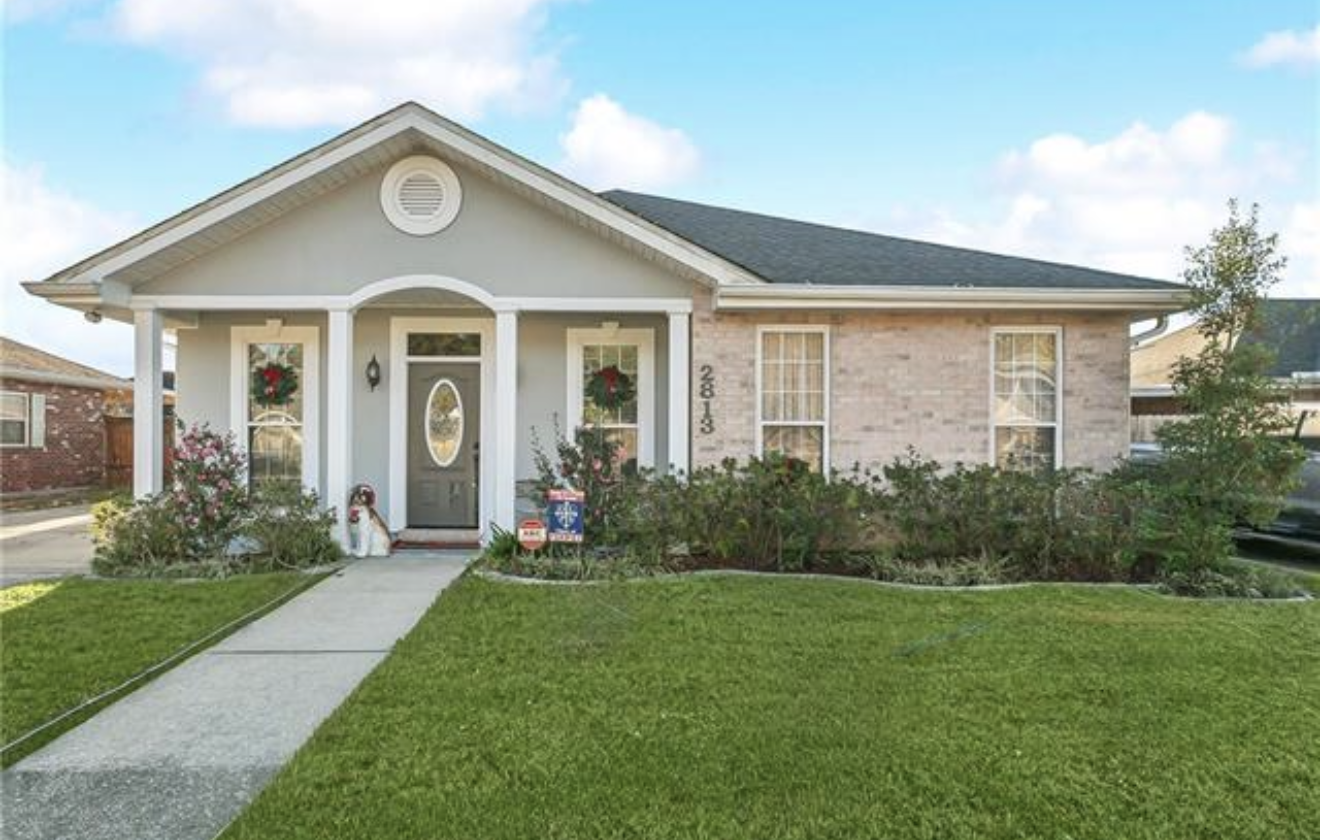 2813 Meadow Drive