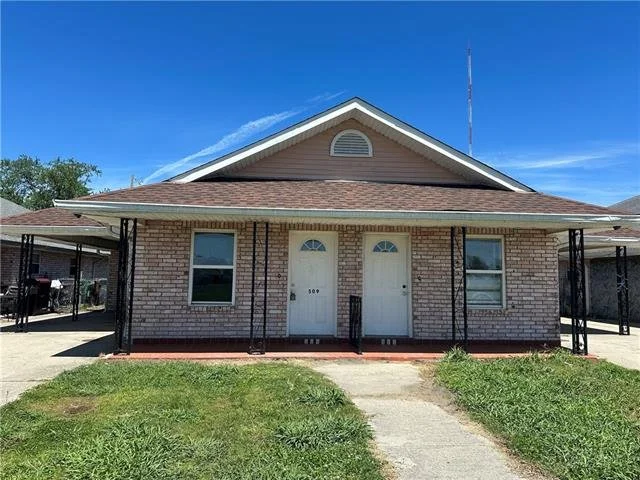 509 &amp; 511 E Genie Street