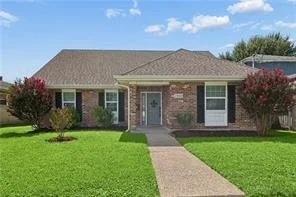2800 Metairie Heights