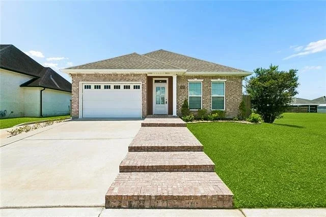 4516 Lamarque Drive