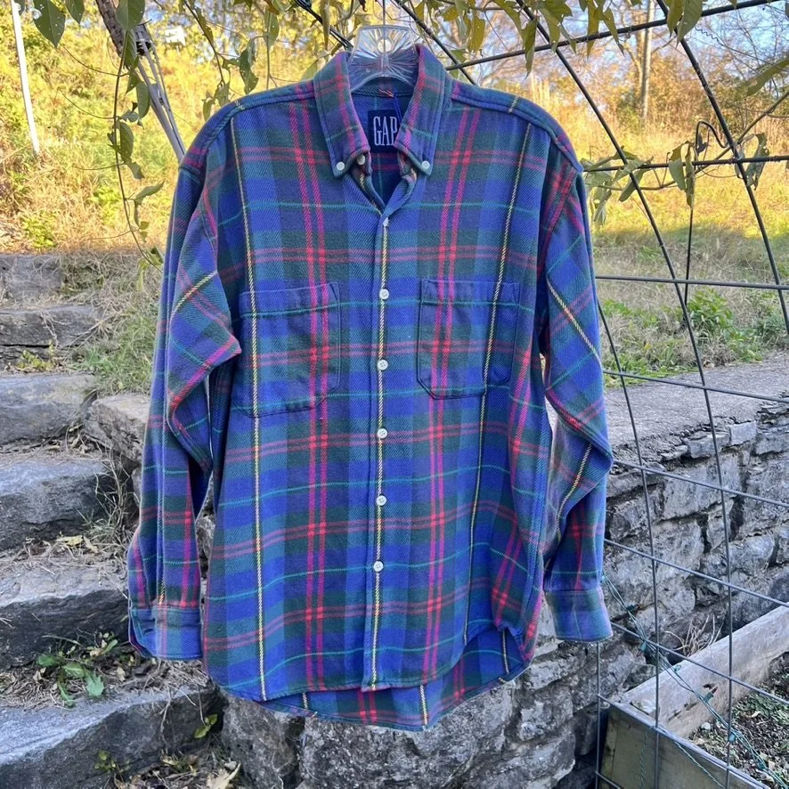 Gap blue plaid button up
