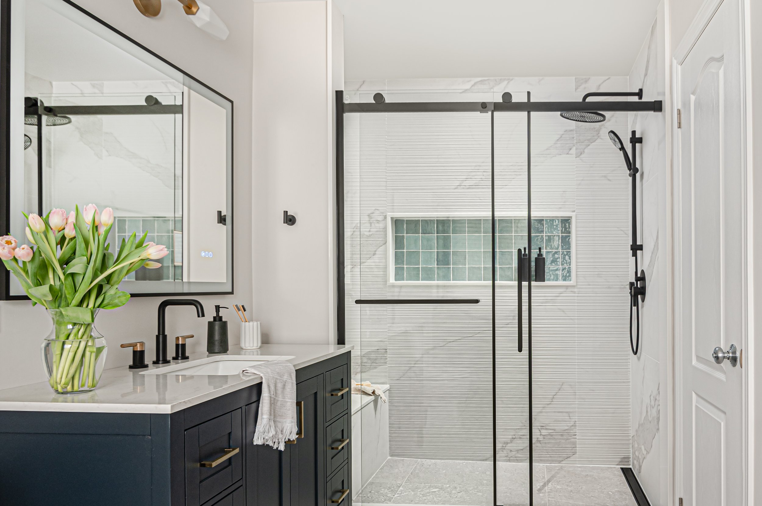 Mary Chrsitine Warby Ensuite-2.jpg