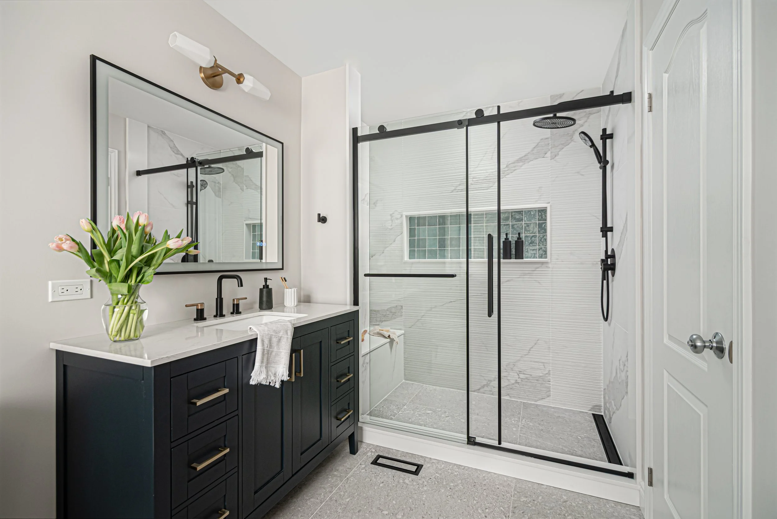 Mary Chrsitine Warby Ensuite-5.jpg
