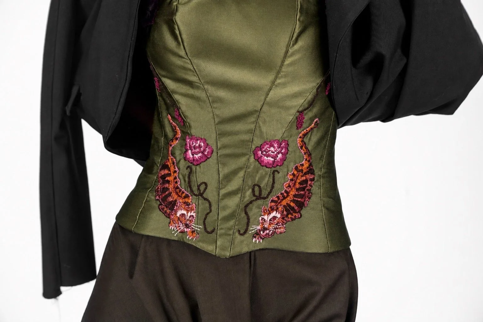 corsetdetail2.jpg