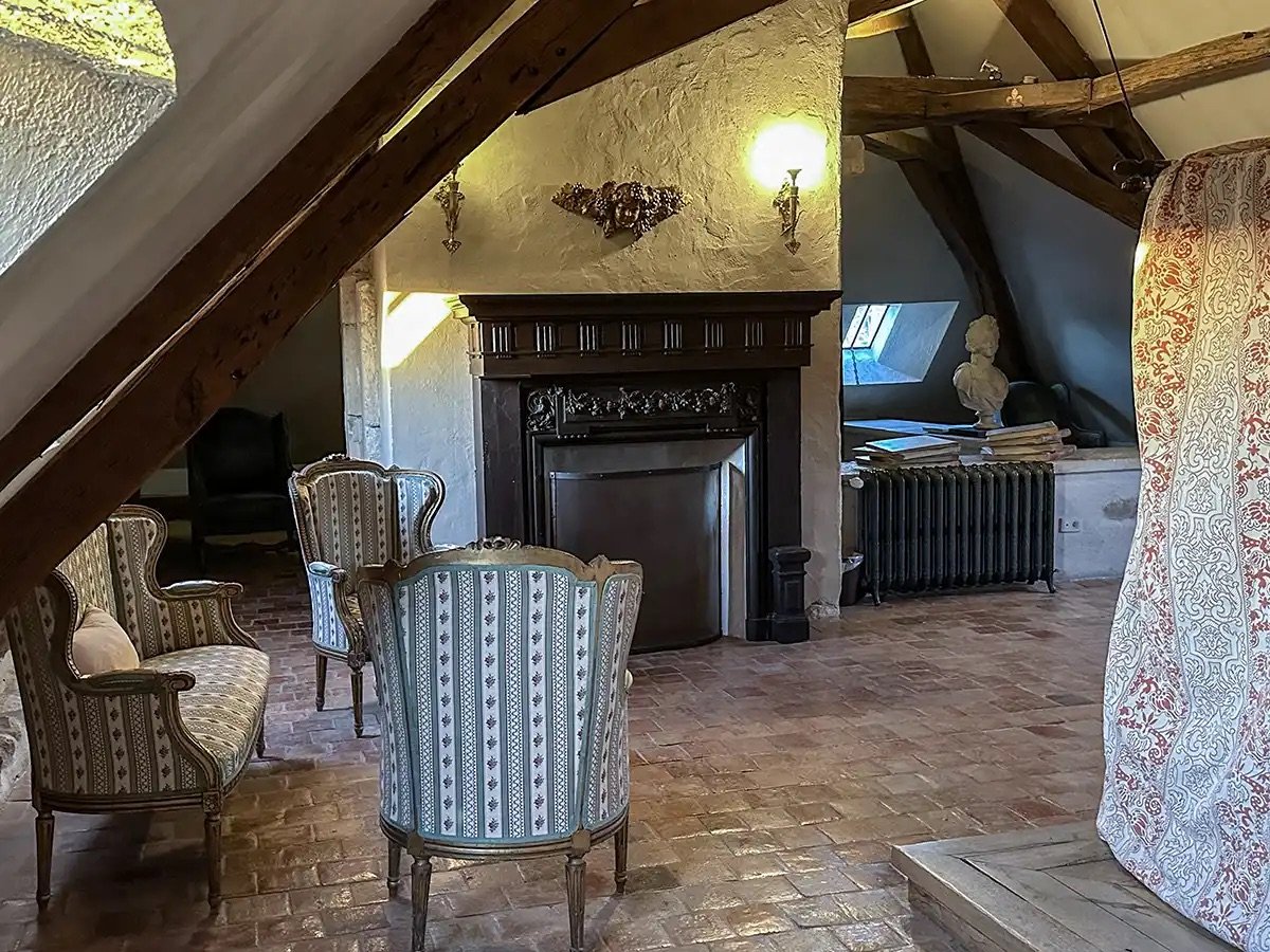 bridal-suite-castle.jpeg