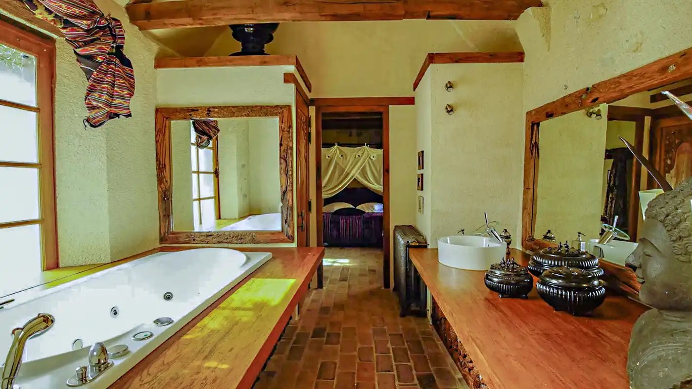 palm-grove-room-at-the-chateau.jpeg