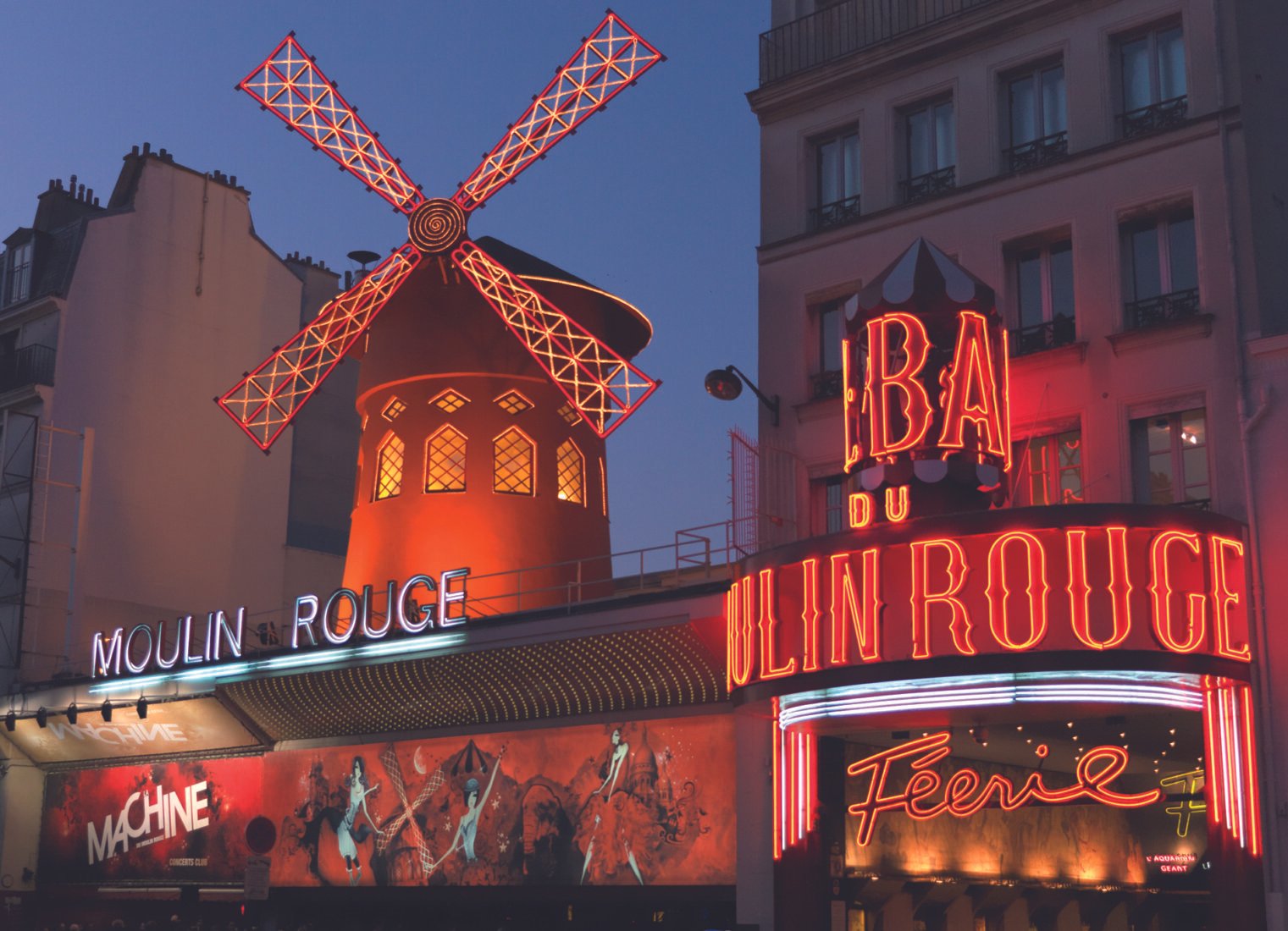 Facade-BMR-2010-2-©Moulin-Rouge®-J.Habas_.jpg
