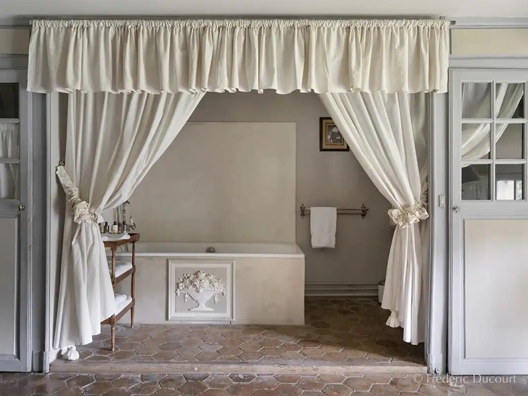 salle-de-bain-chateau.jpeg