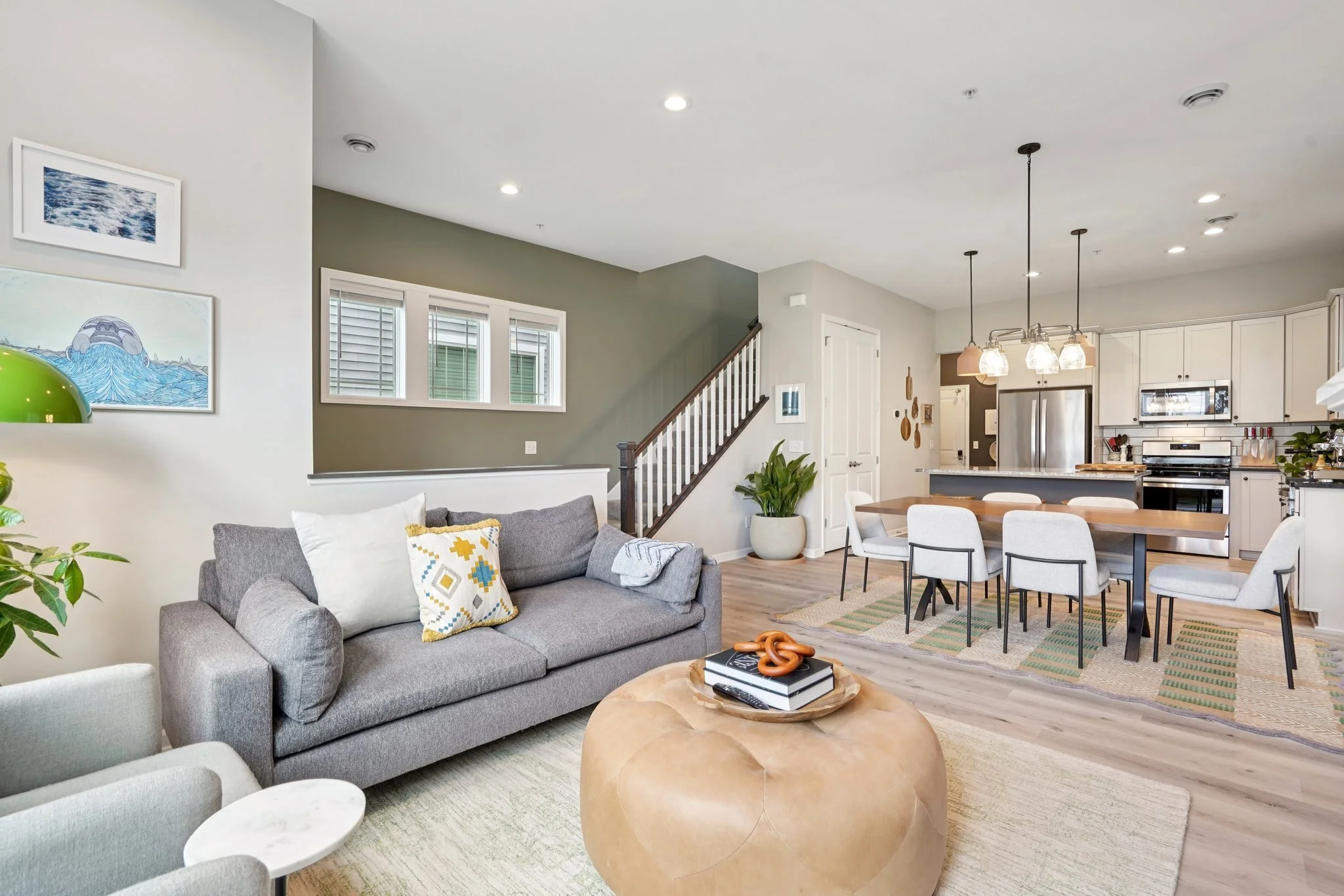 11-web-or-mls-Arrowwood Ln-S0107-009.jpg