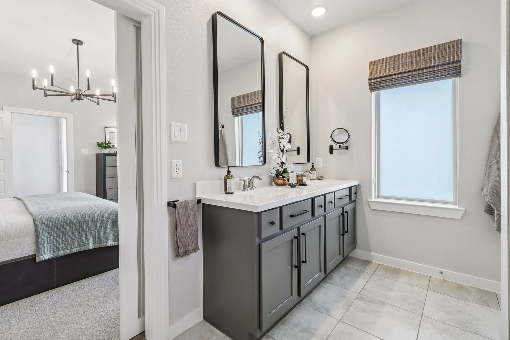24-web-or-mls-Rosemary Ct-S1107-022.jpg