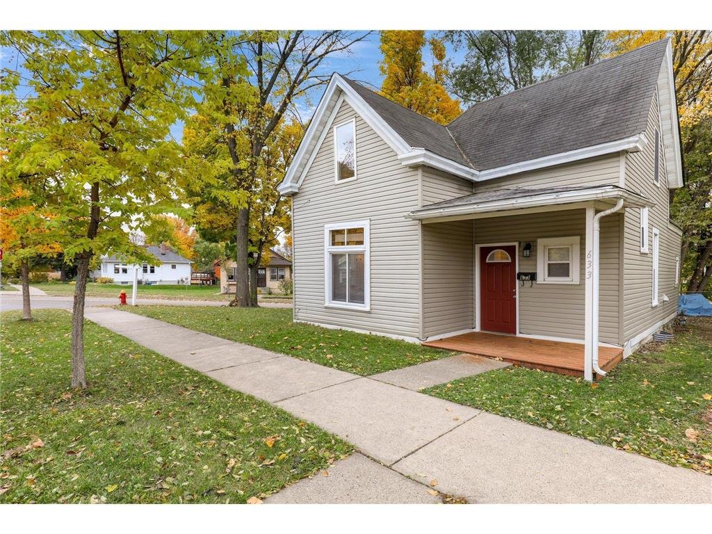 633 Gotzian Street Saint Paul, MN