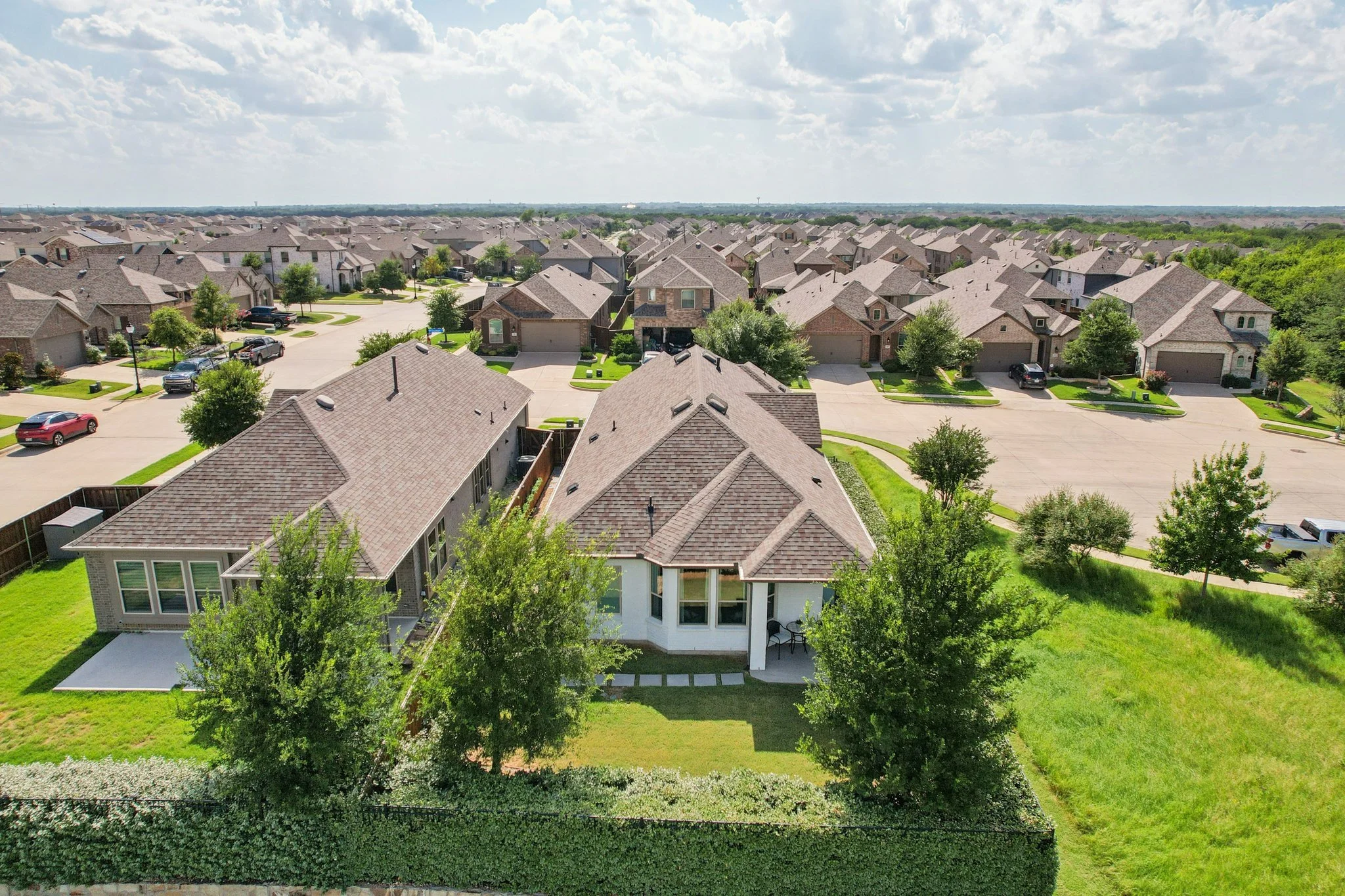 50-web-or-mls-Rosemary Ct-S1107-048.jpg