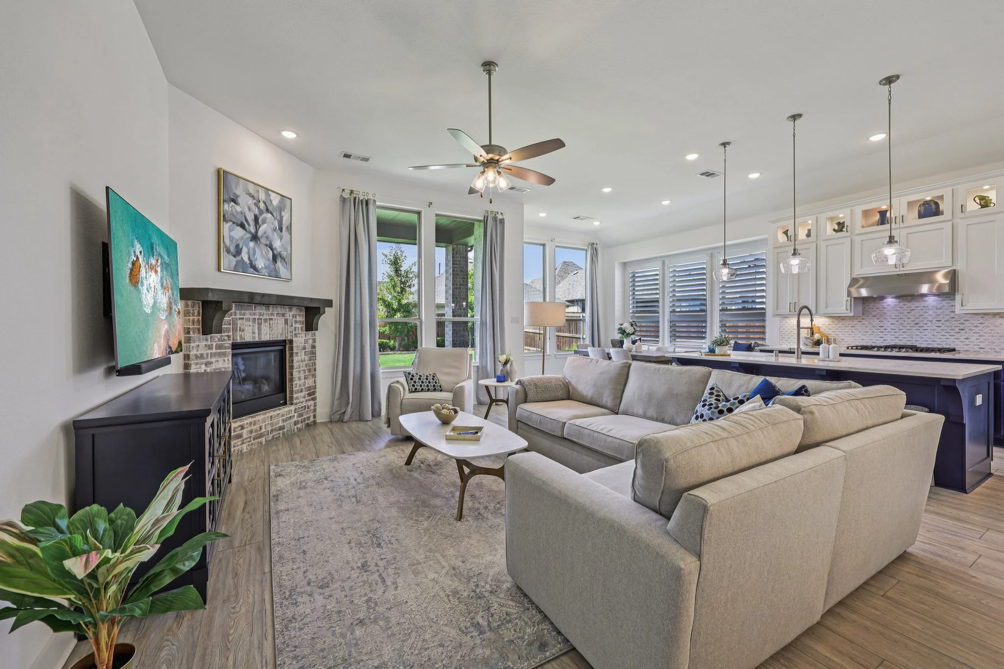 ACTIVE LISTING - 4101 Dartmoor Dr, Aubrey, TX