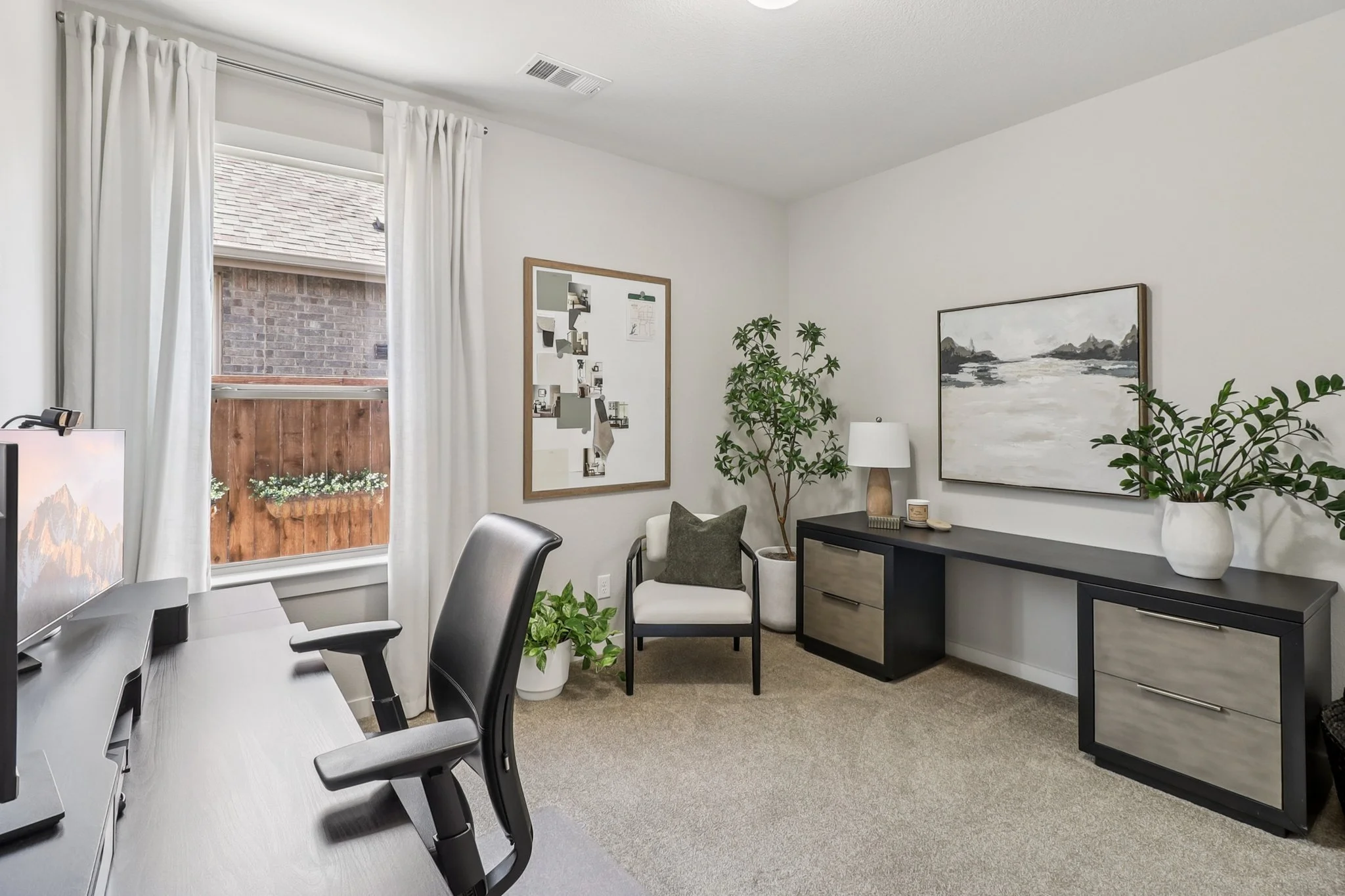 19-web-or-mls-Rosemary Ct-S1107-017.jpg