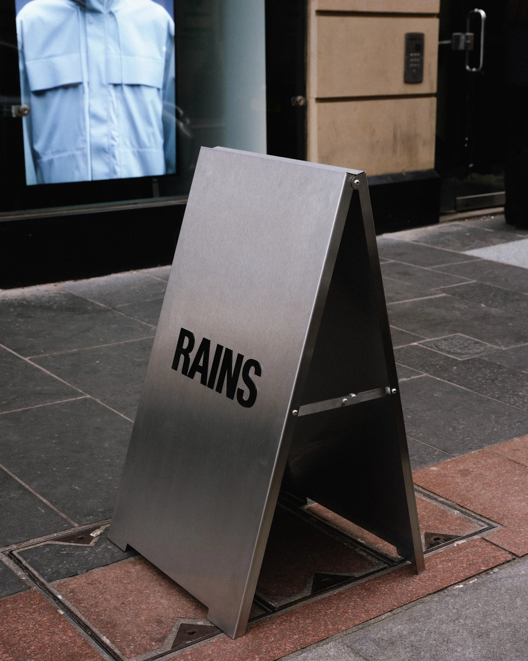 Rains Glasgow - Middle