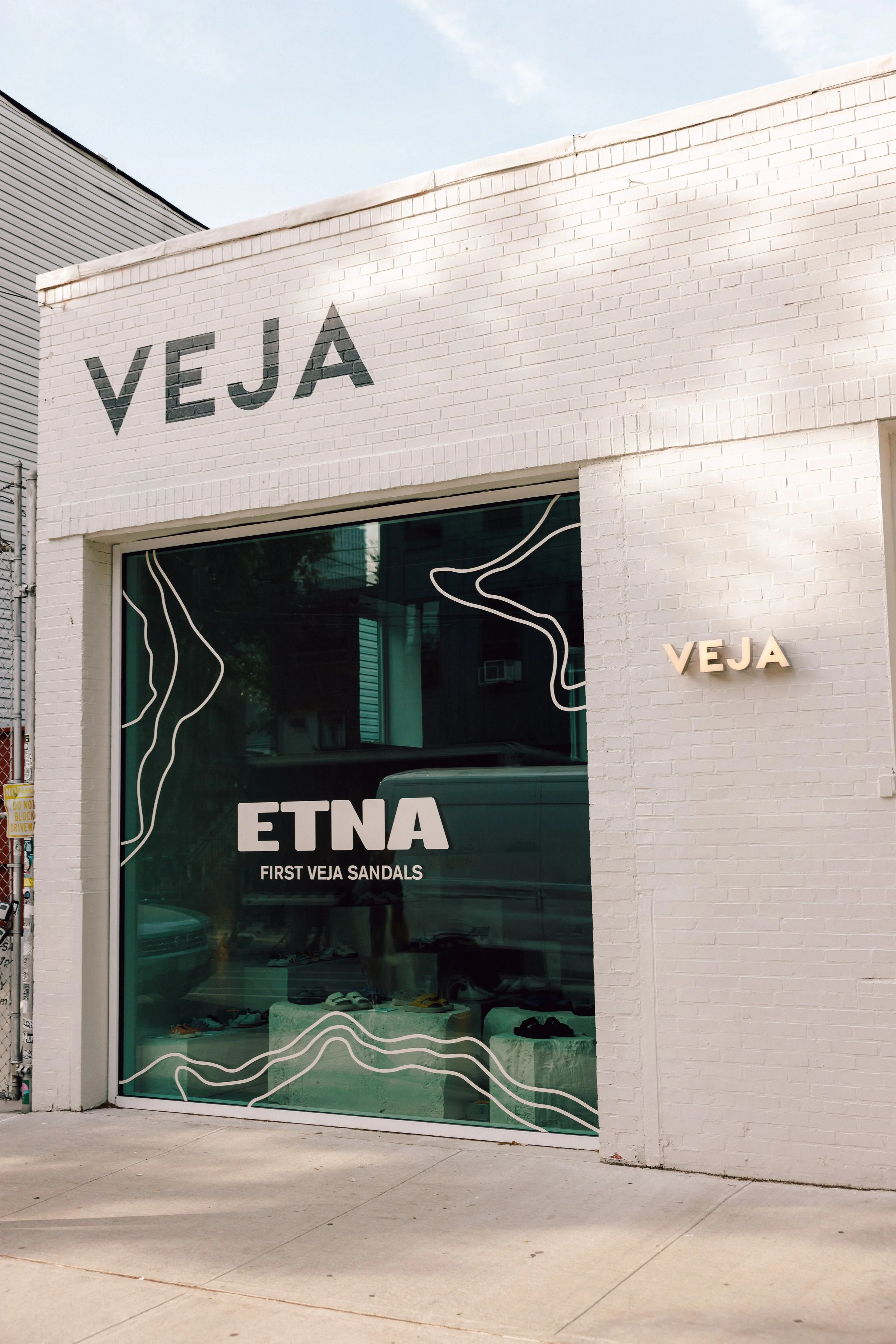 Veja Brooklyn - Left