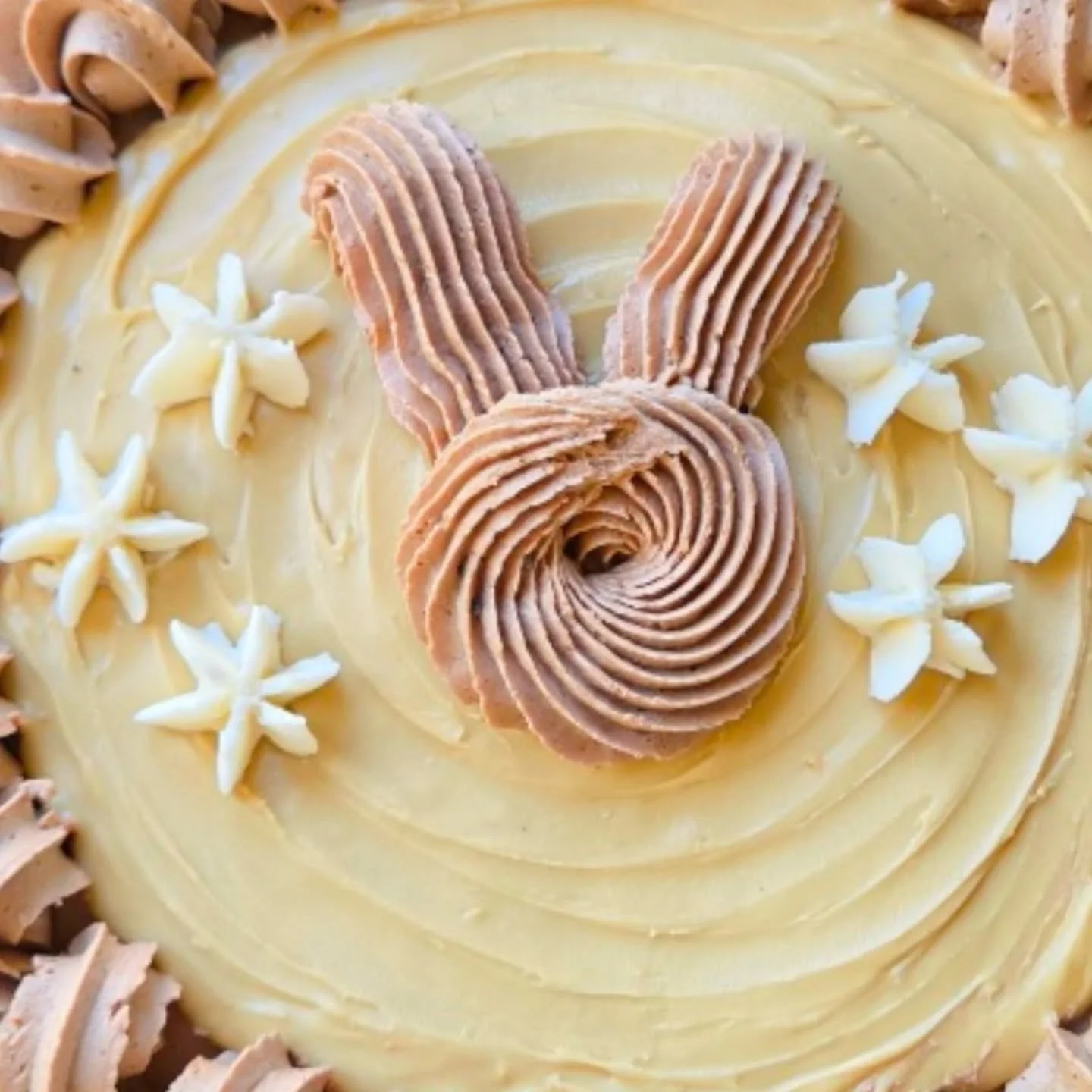 Better late than never, right? 

​Saturday was all about getting this GF + Vegan Chocolate Caramel bunny to its family, and Sunday was finally for me. 

We road-tripped to Snohomish to meet Lauren at Grain&mdash;I&rsquo;ve been dying to try her amazi
