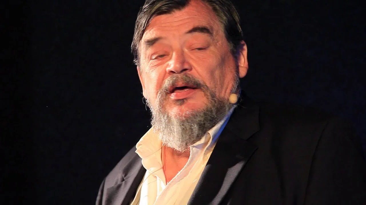 „როგორ გამდიდრდნენ მდიდარი ქვეყნები …და რატომ რჩებიან ღარიბი ქვეყნები ღარიბებად" 