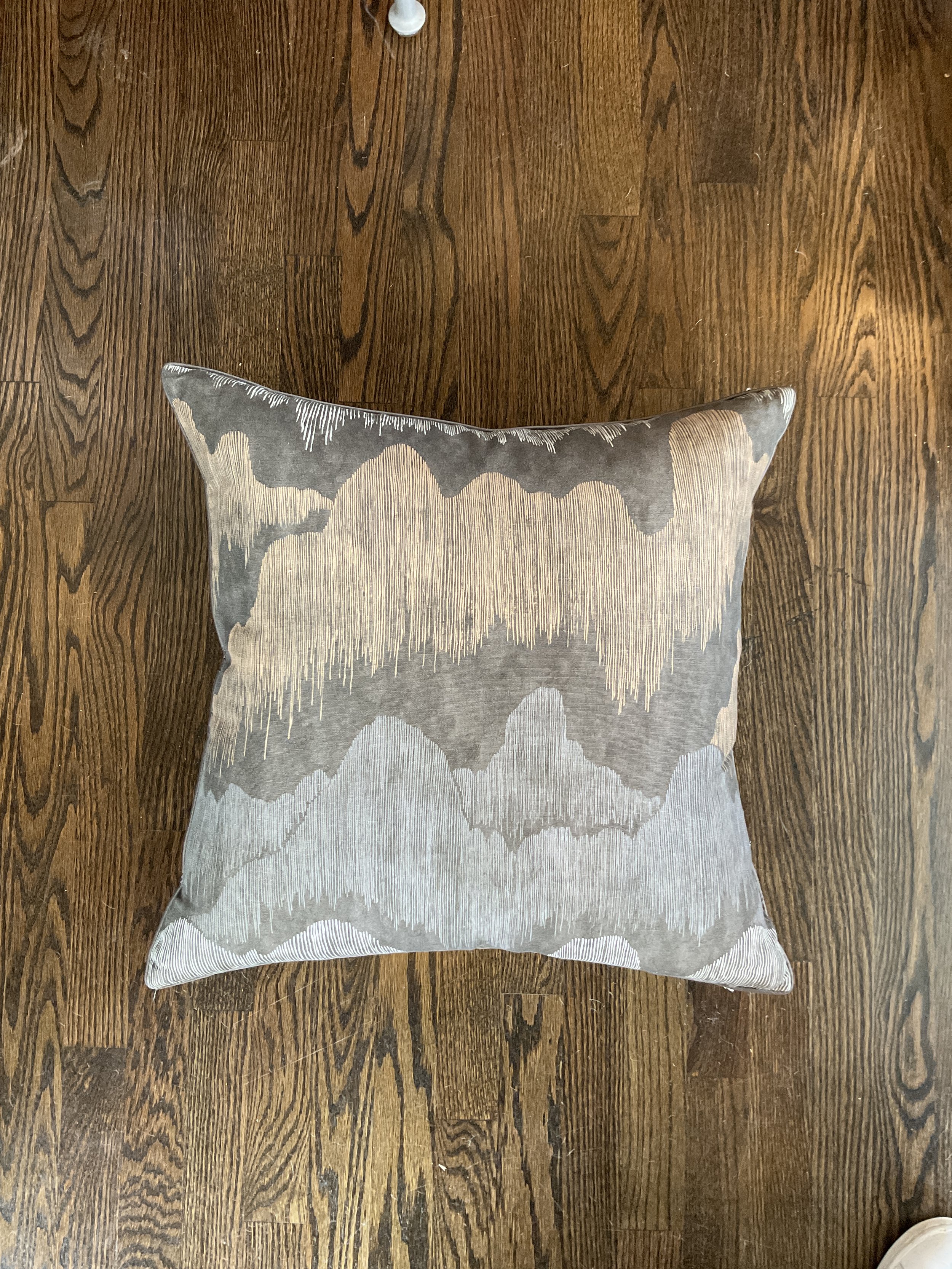 Ryan Studio Cascadia Pillow with insert
