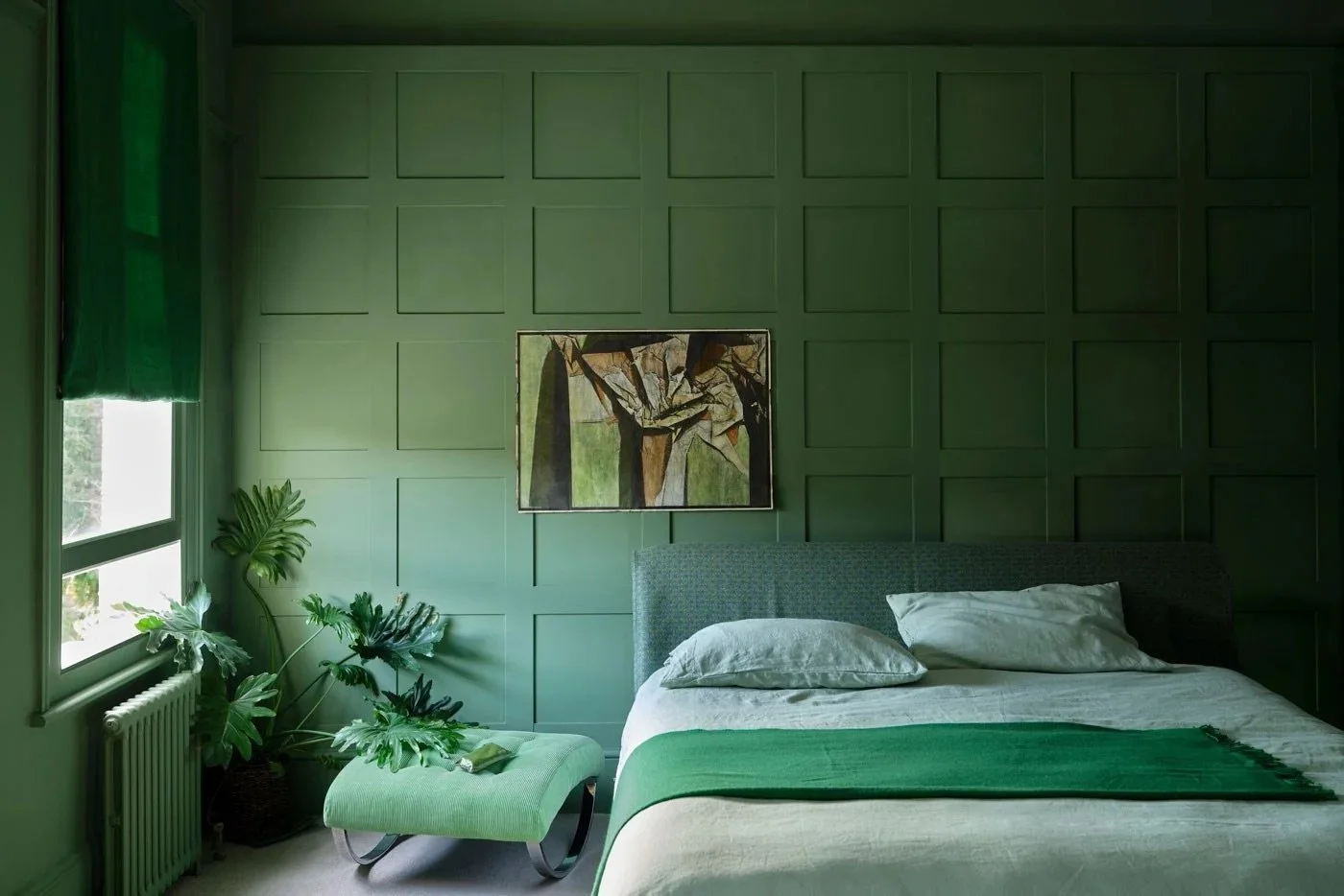 dead-flat-bedroom.jpeg