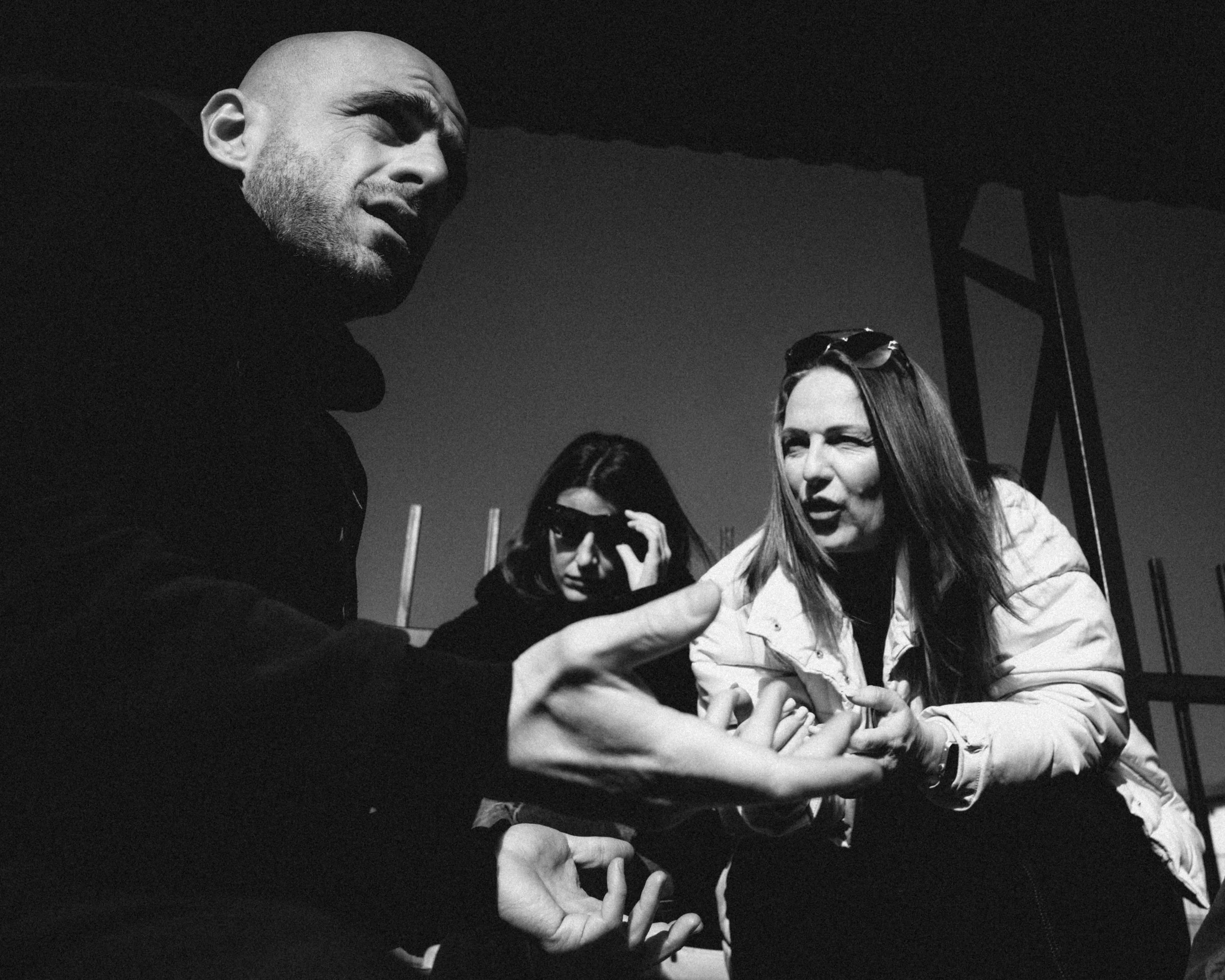 Nika Jgarkava at the stands with Iris Antman.