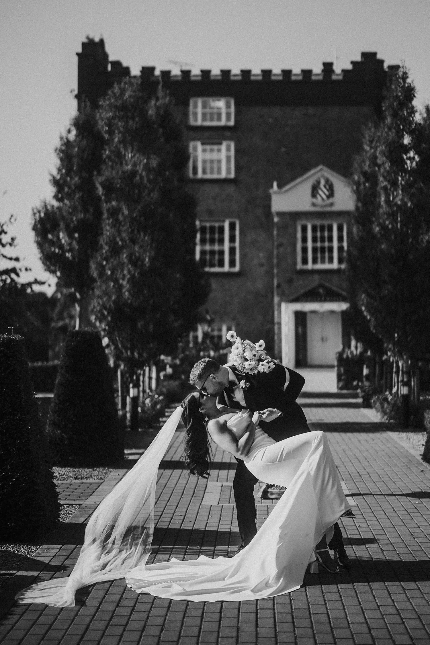 079_Darver_Castle_wedding_photos.jpg