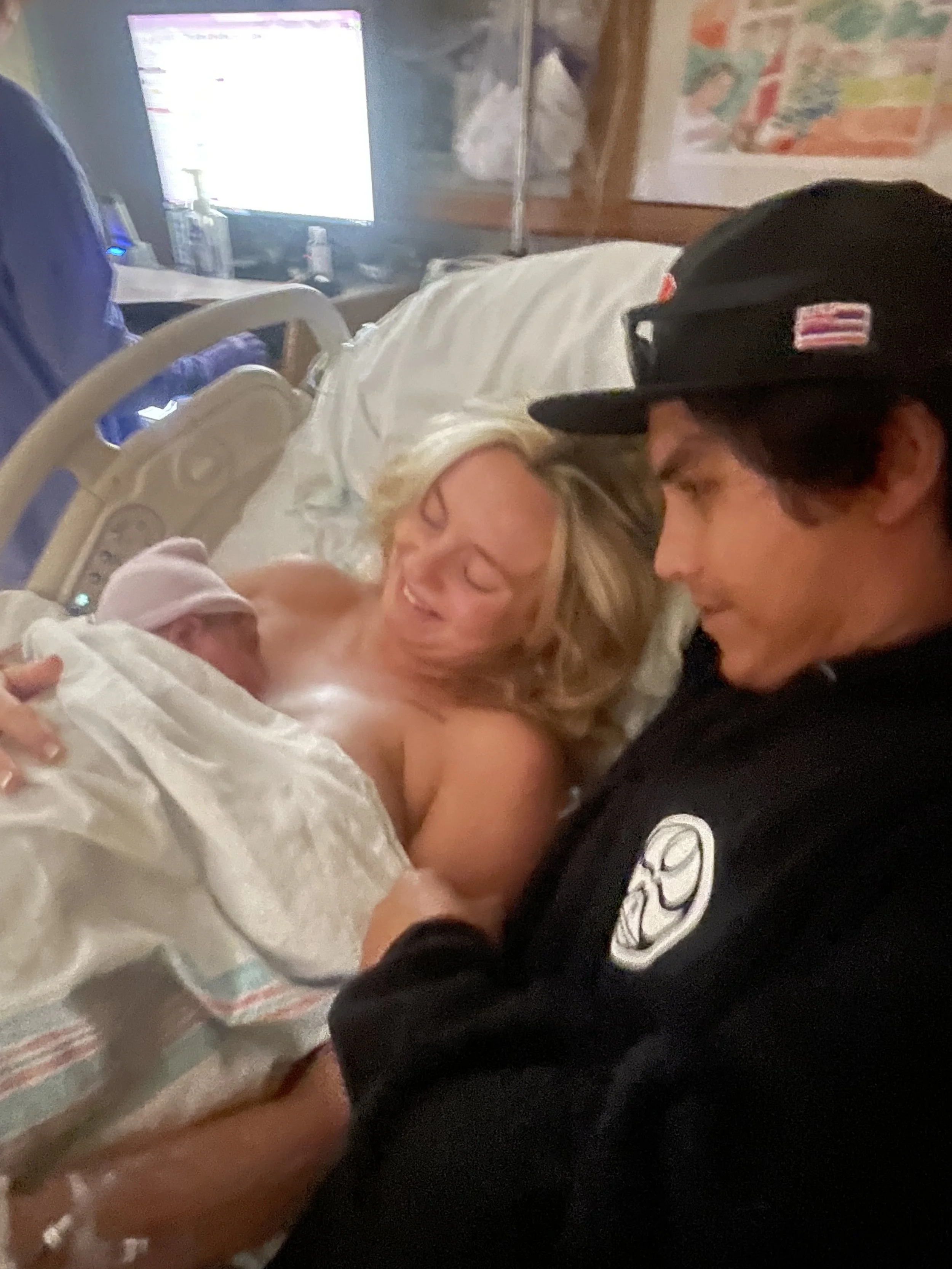 maddy family birth pic.jpg