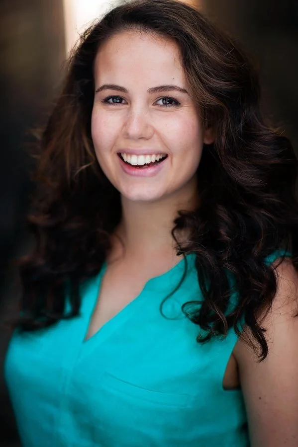 Laura May Headshot.jpg